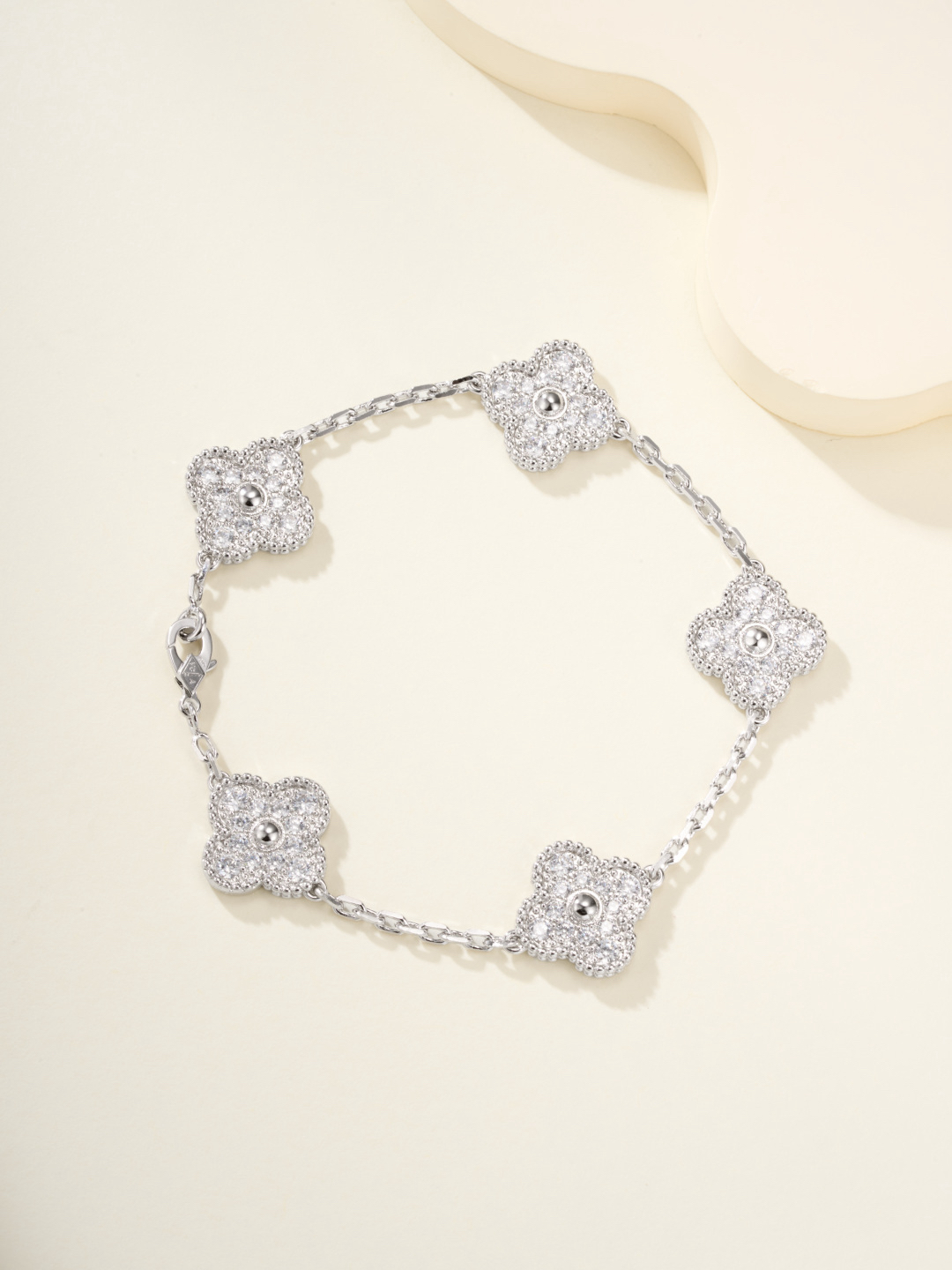 Van Cleef & Arpels Bracelet-63