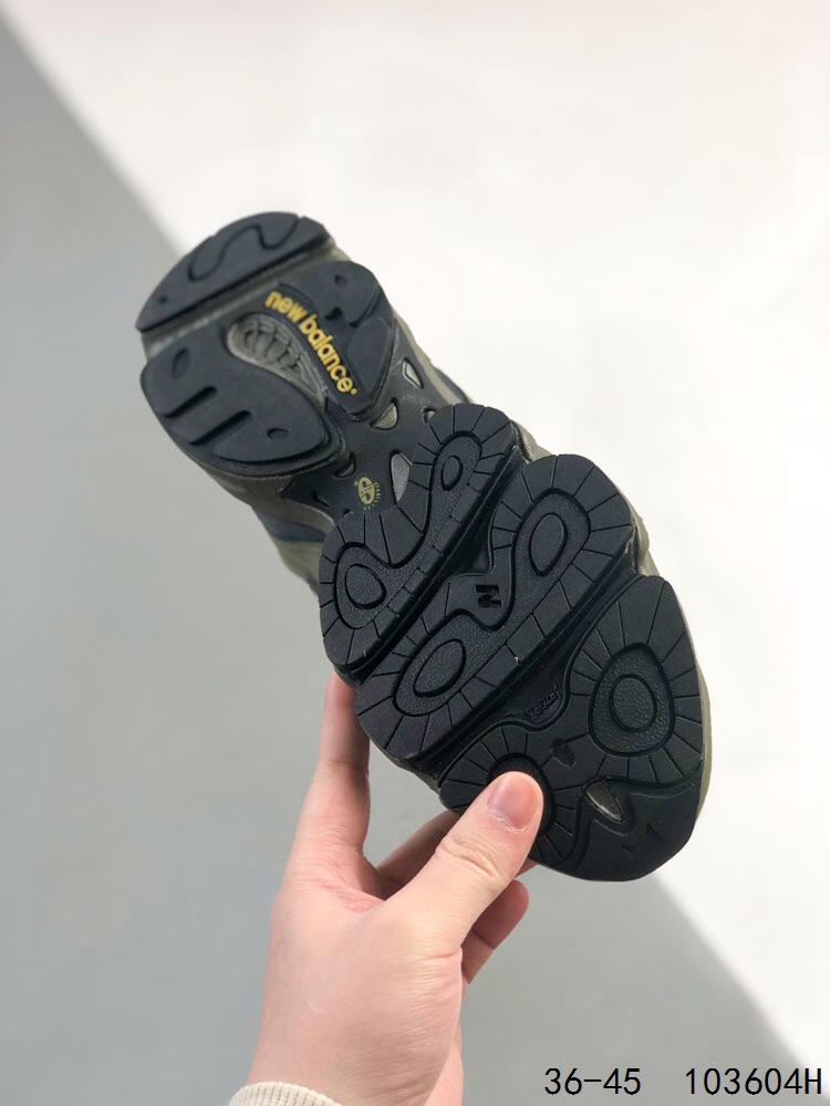 New Balance Sneakers-356