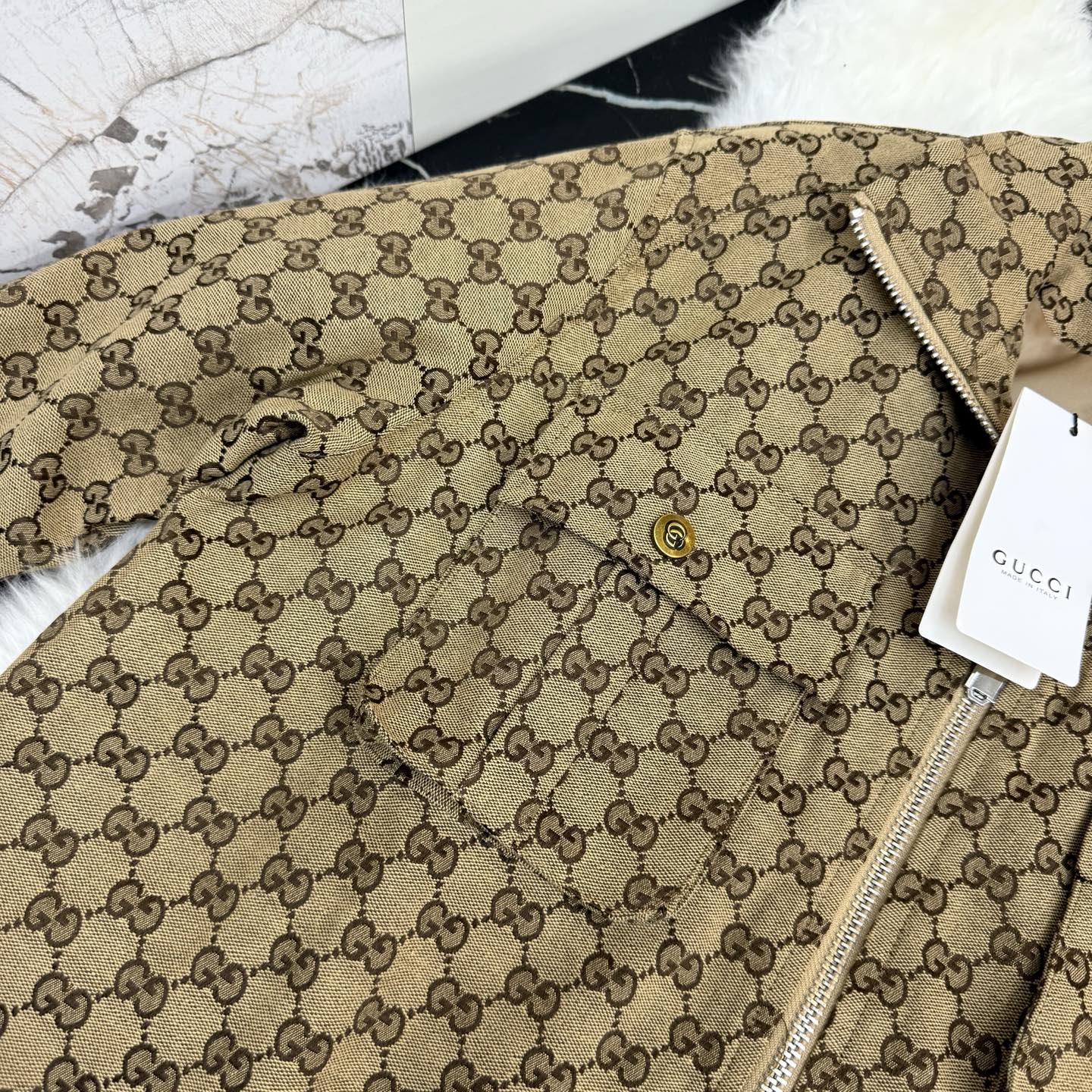 Gucci clothing-214