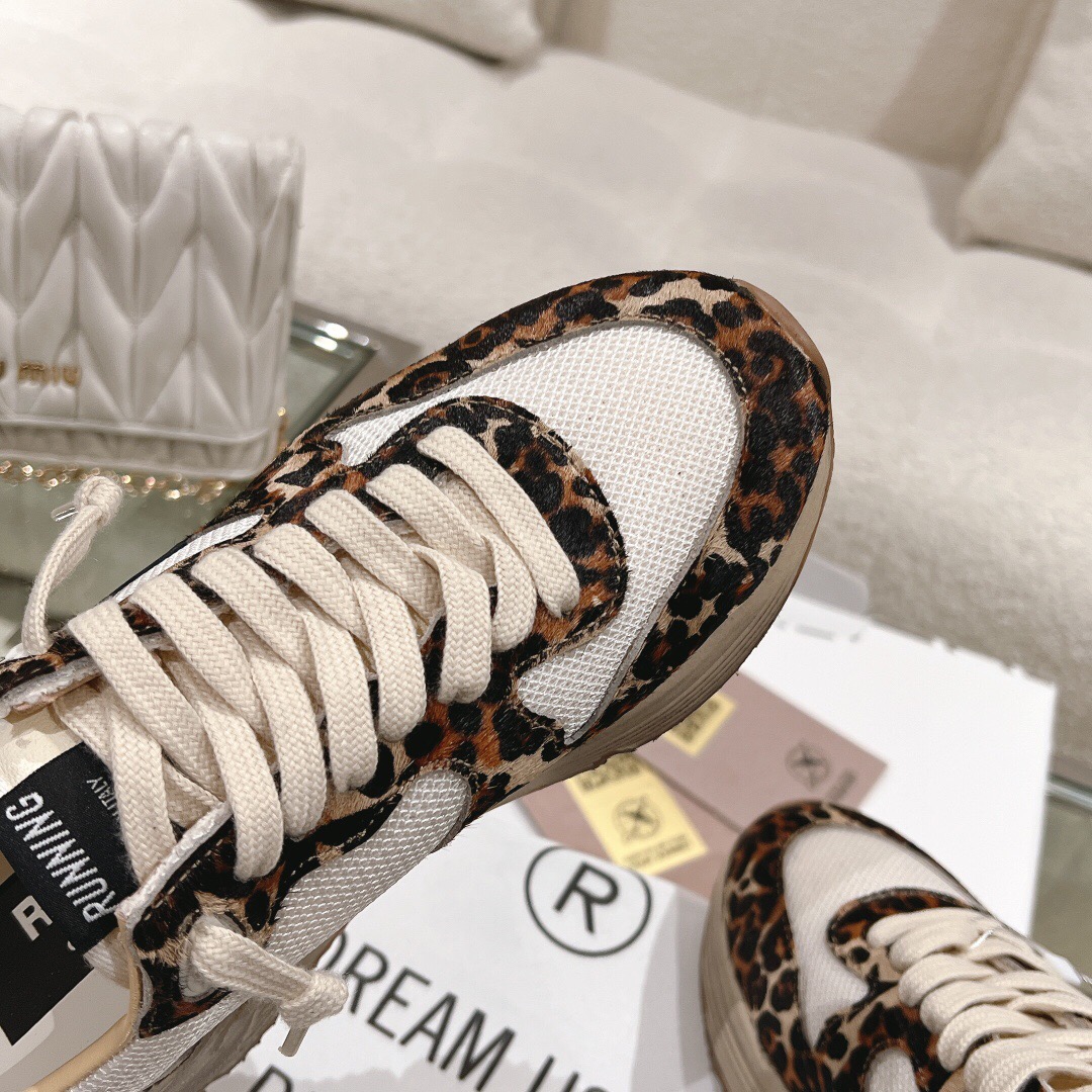 Golden Goose Sneakers-50