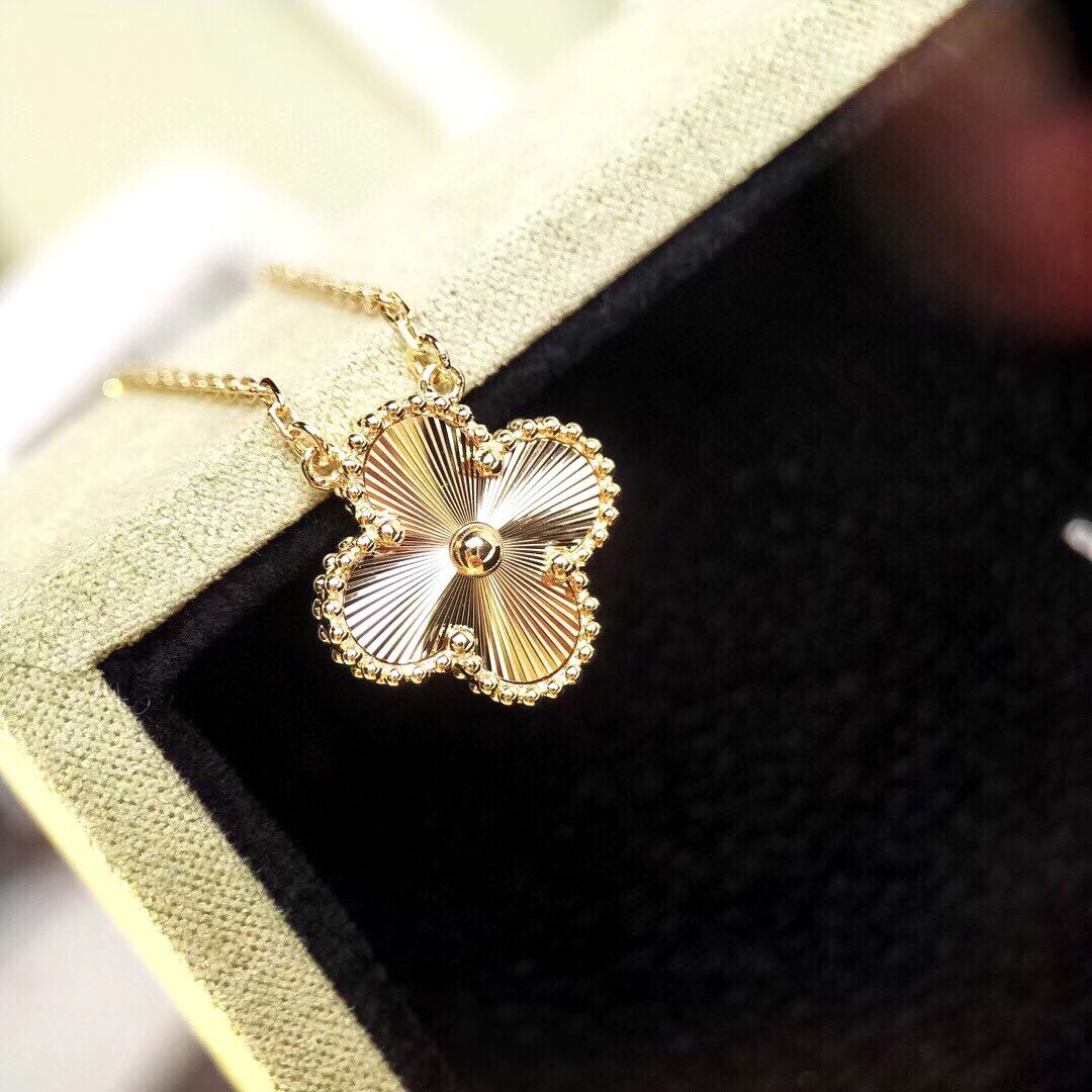 Van Cleef & Arpels necklace-78