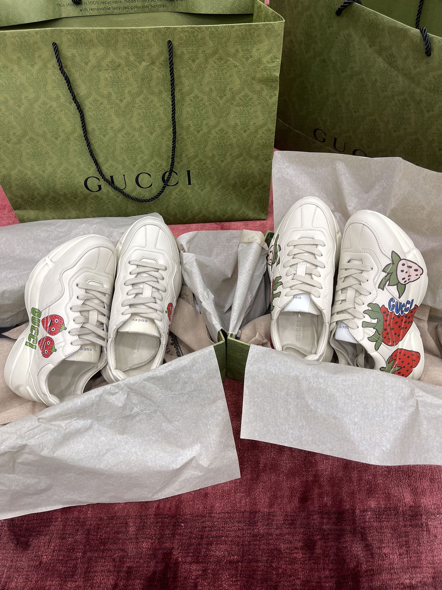Gucci Sneakers-225