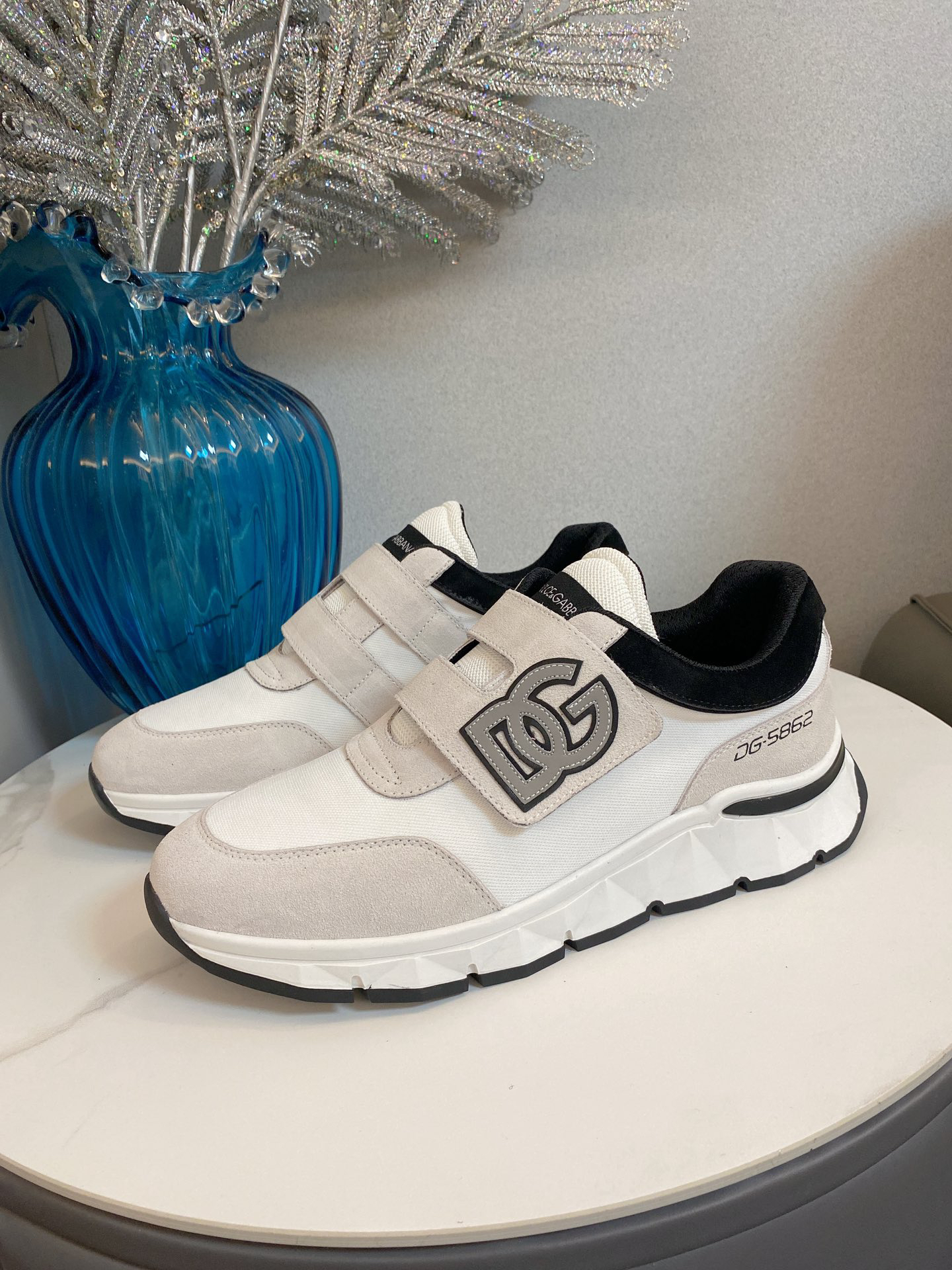 D&G Sneakers-20