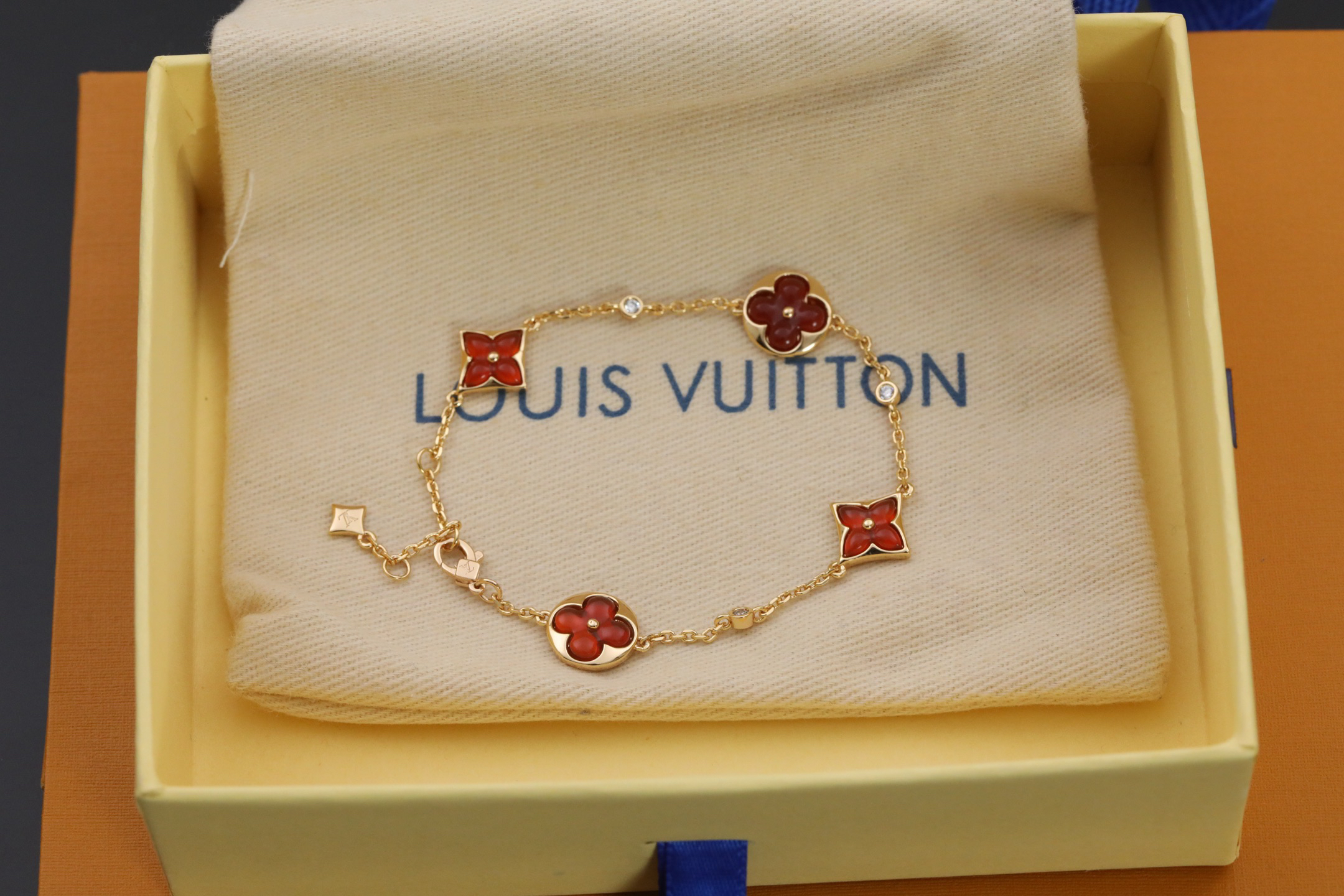 LV Bracelet-60