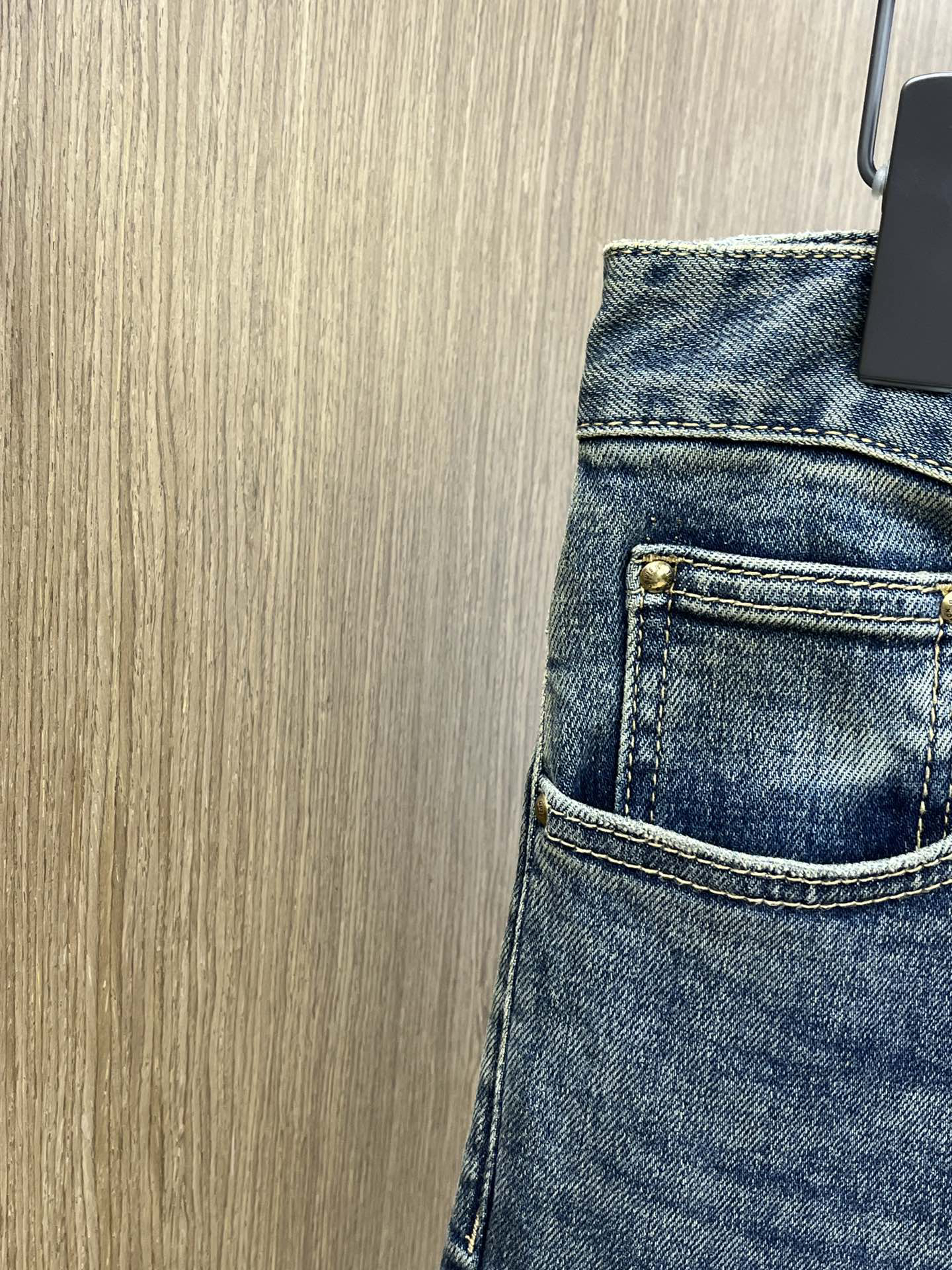 LV Clothing-19