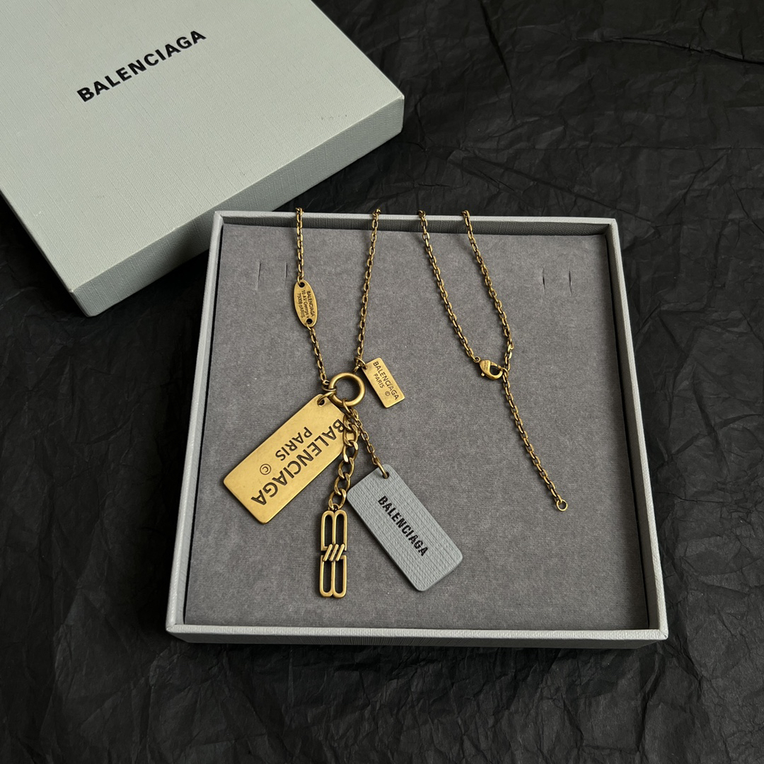 Balenciaga necklace-13