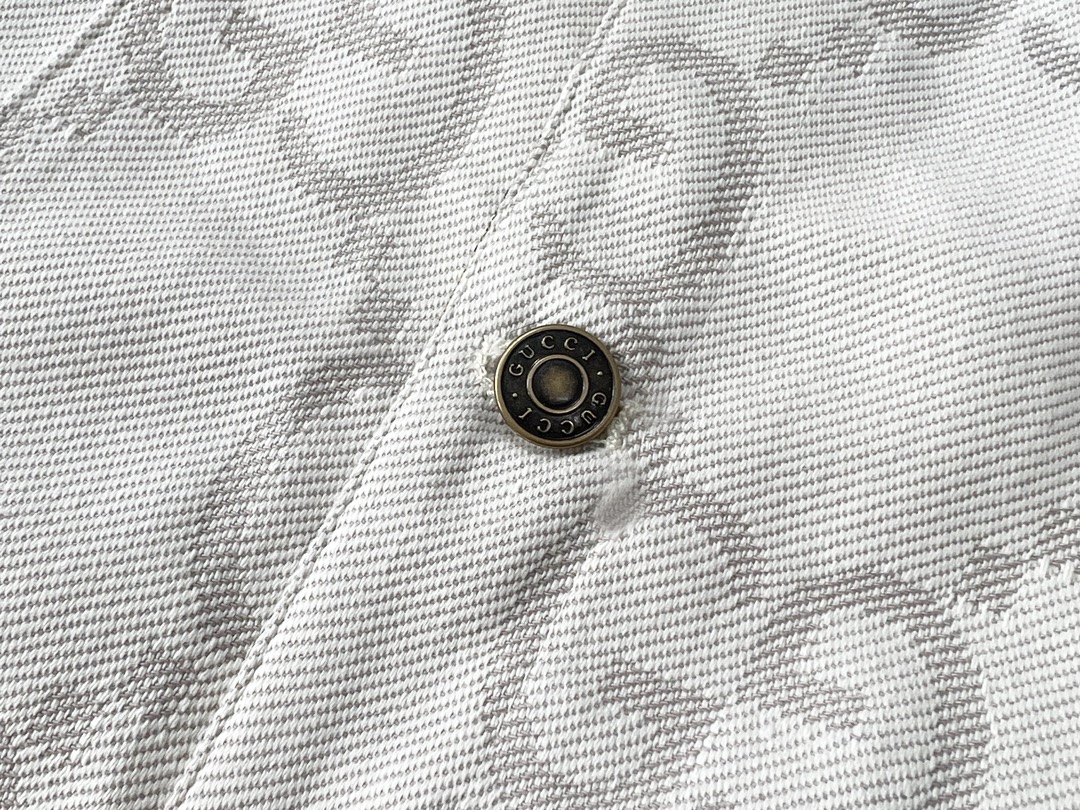 Gucci Clothing-248