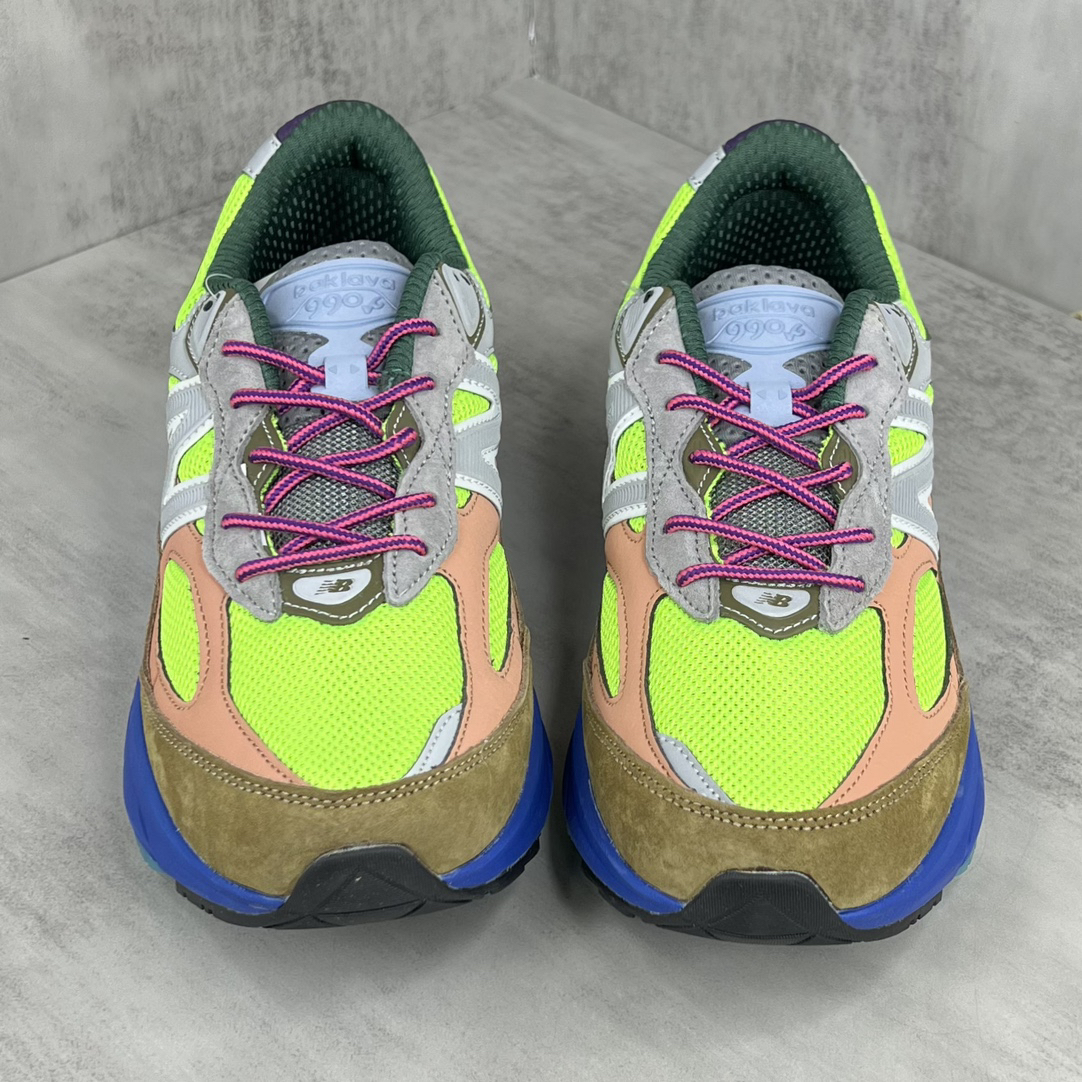 New Balance Sneakers-251