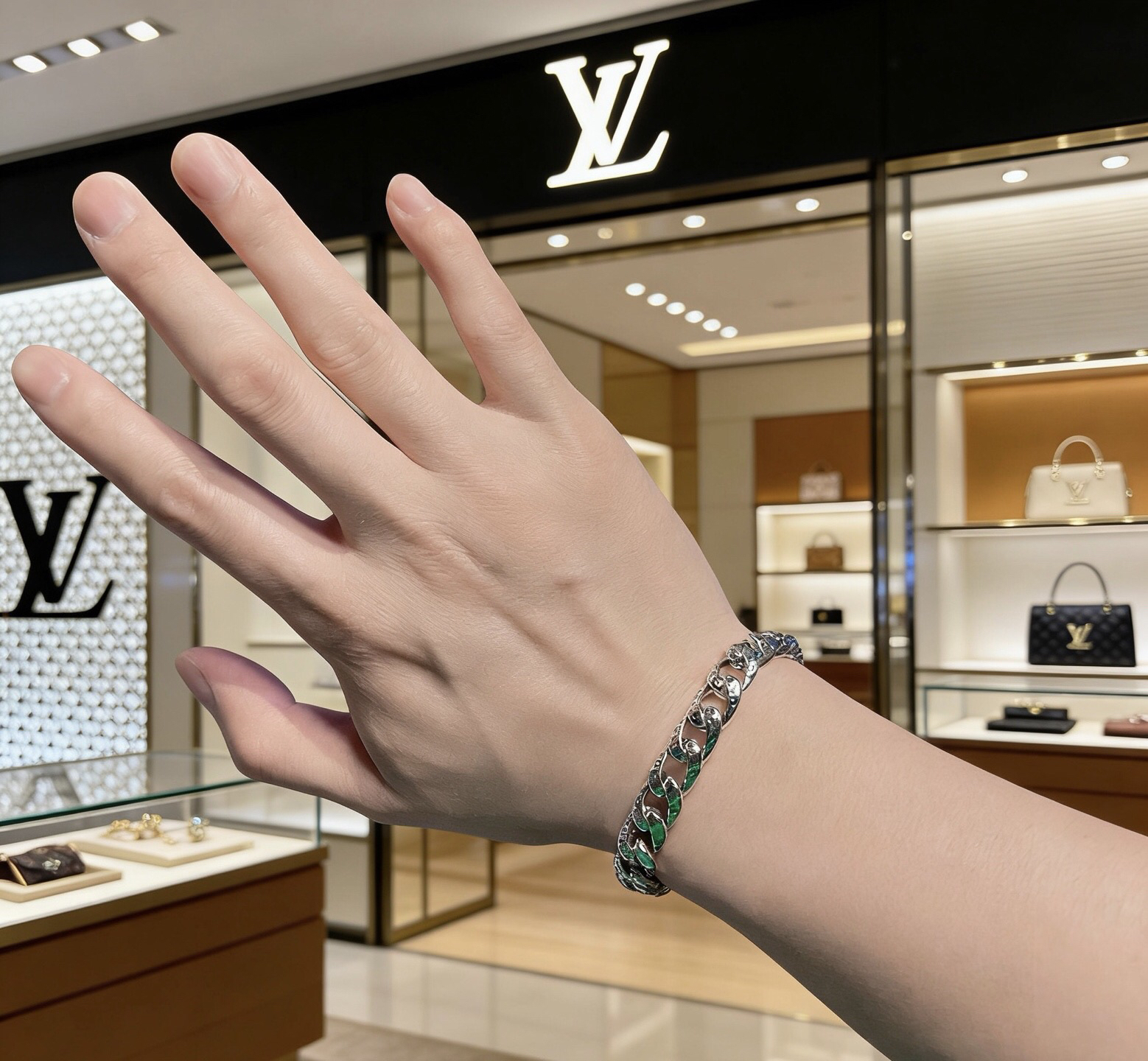 LV Bracelet-48