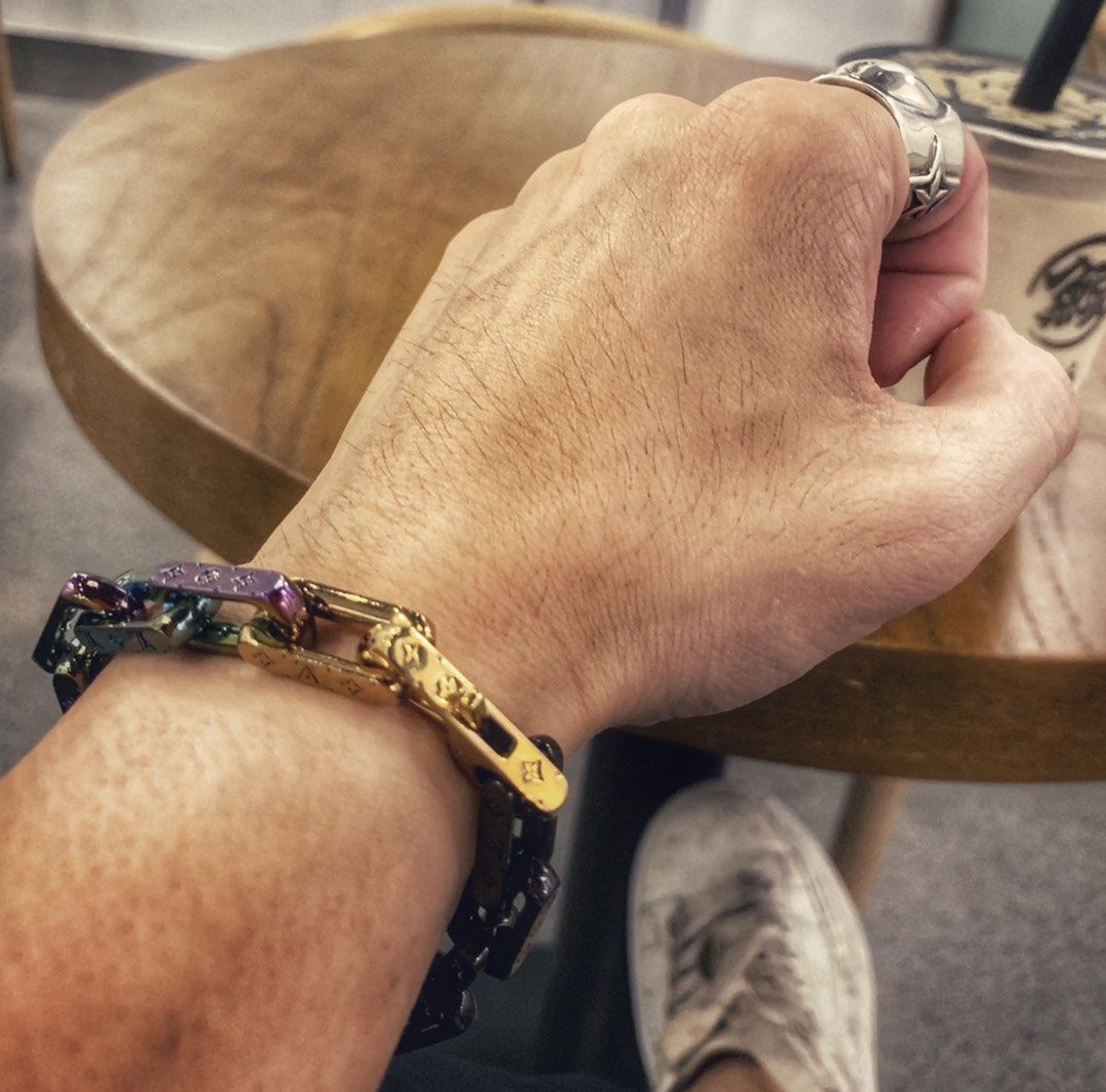 LV Bracelet-77