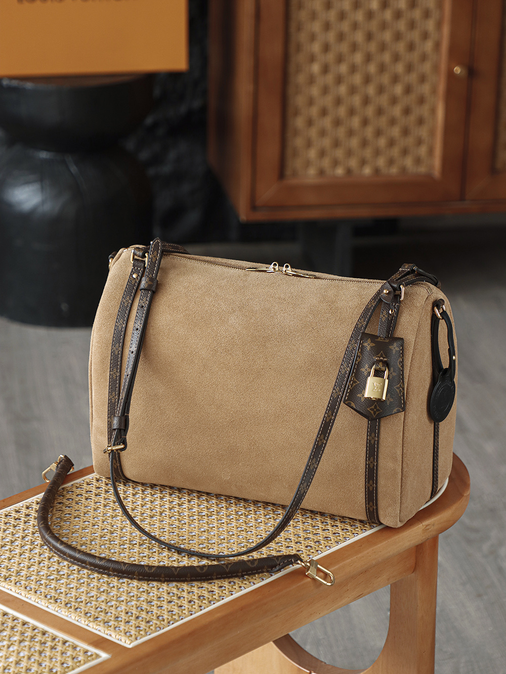 Louis Vuitton Hot New Product-59