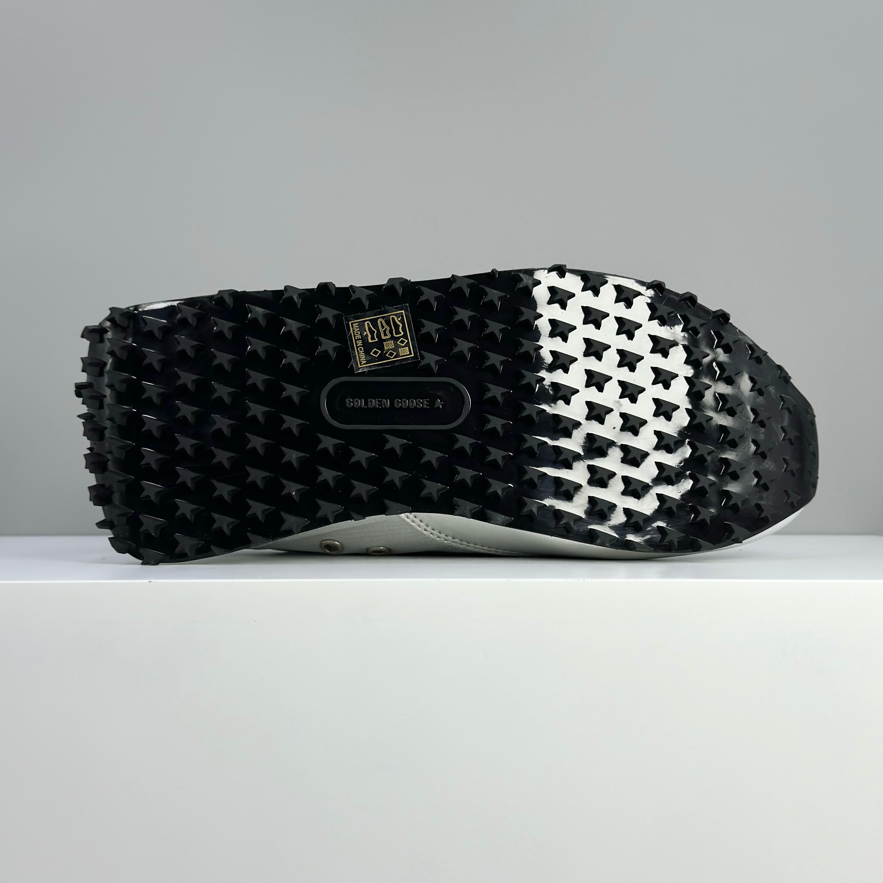 Golden Goose Sneakers-103