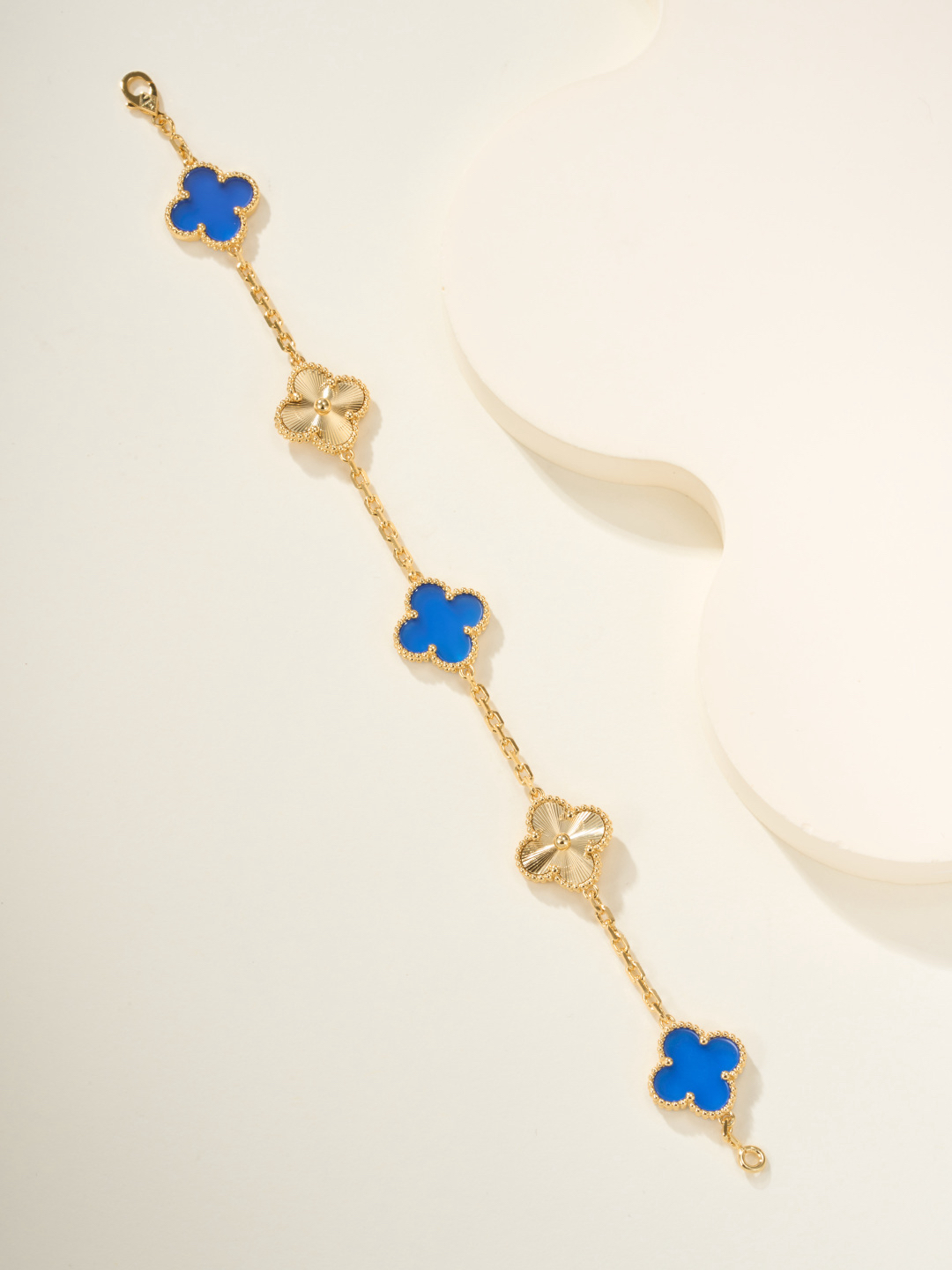 Van Cleef & Arpels Bracelet-67