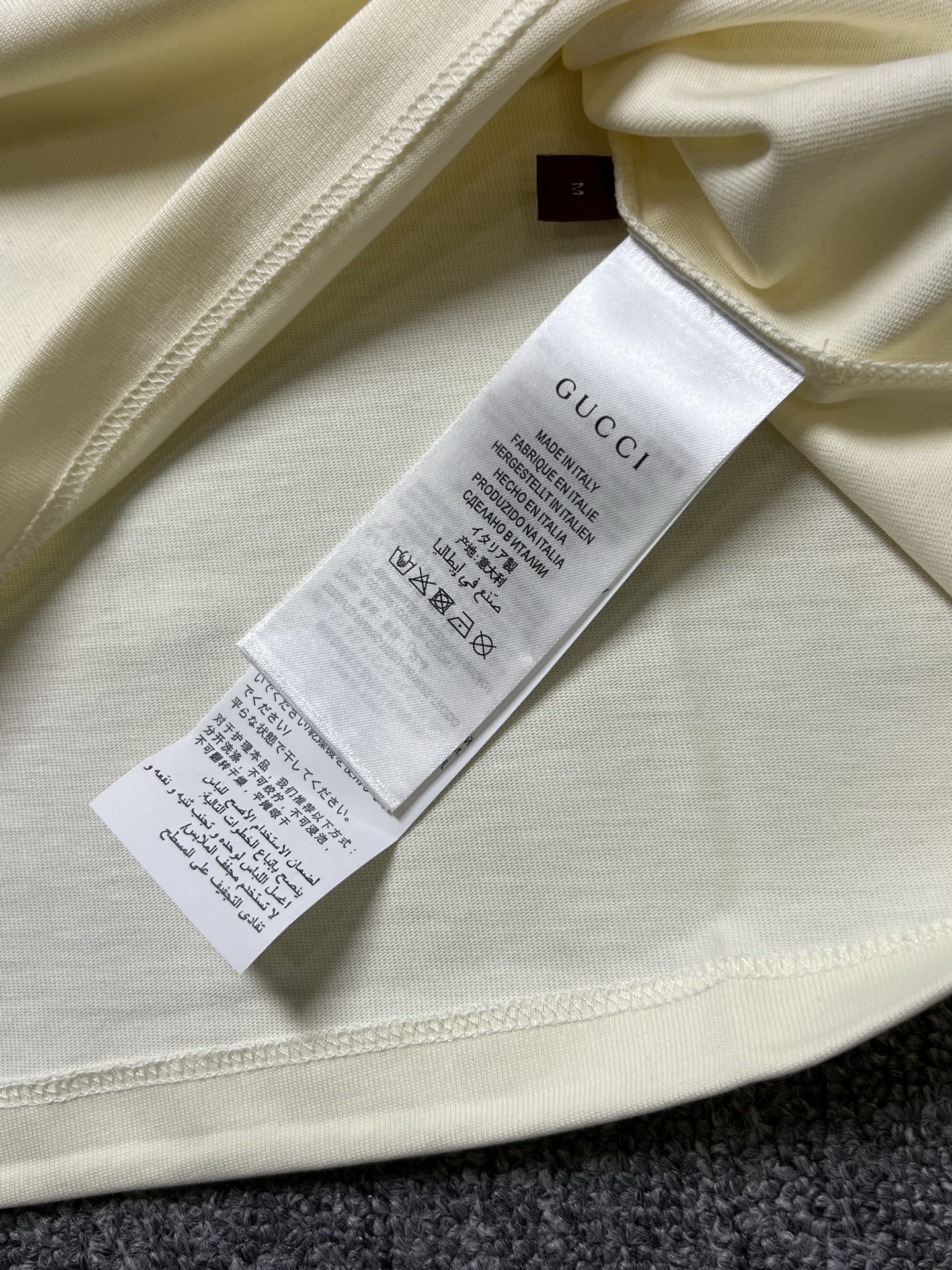 Gucci clothing-148
