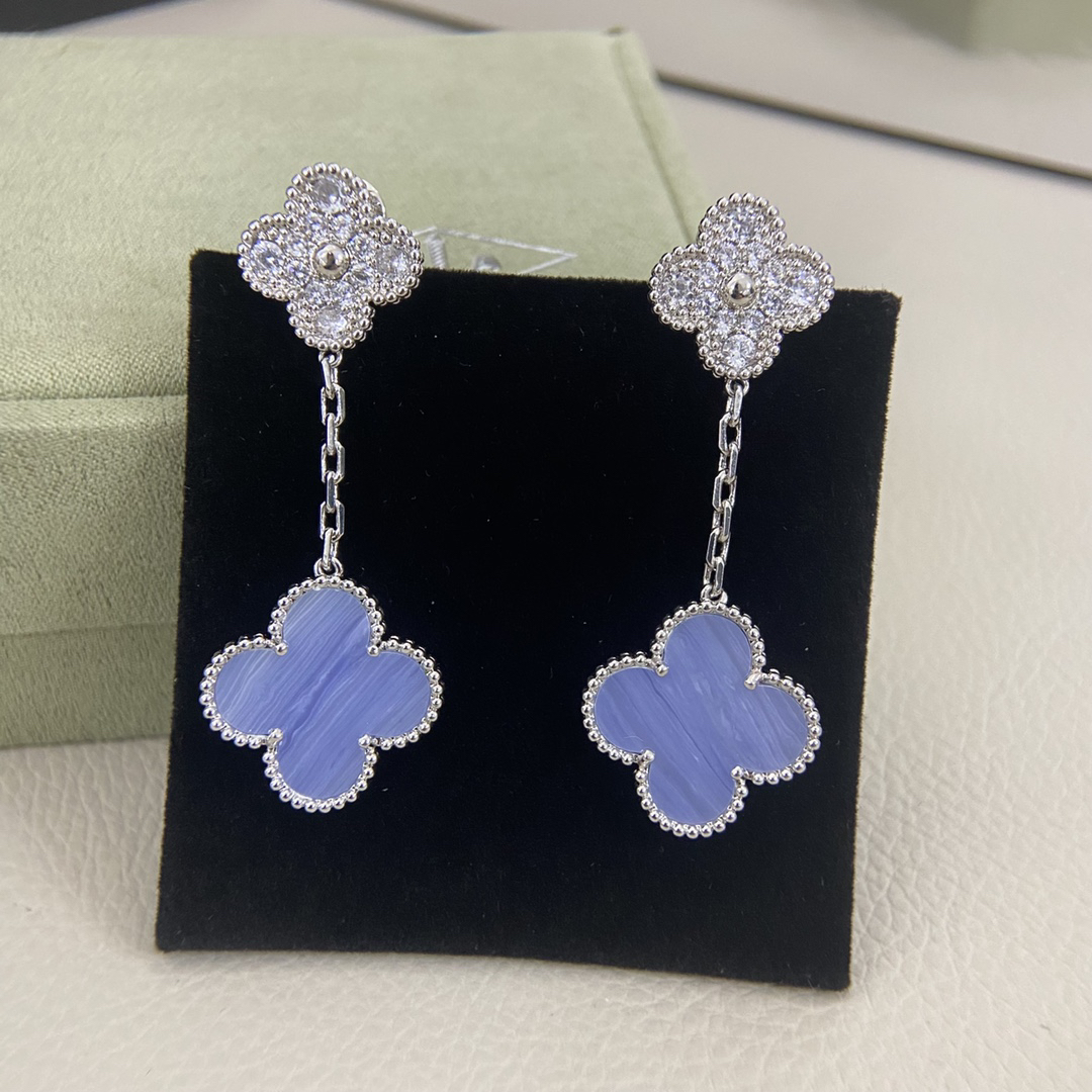 Van Cleef & Arpels earring-69