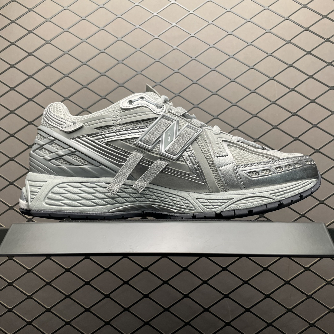 New Balance Sneakers-51