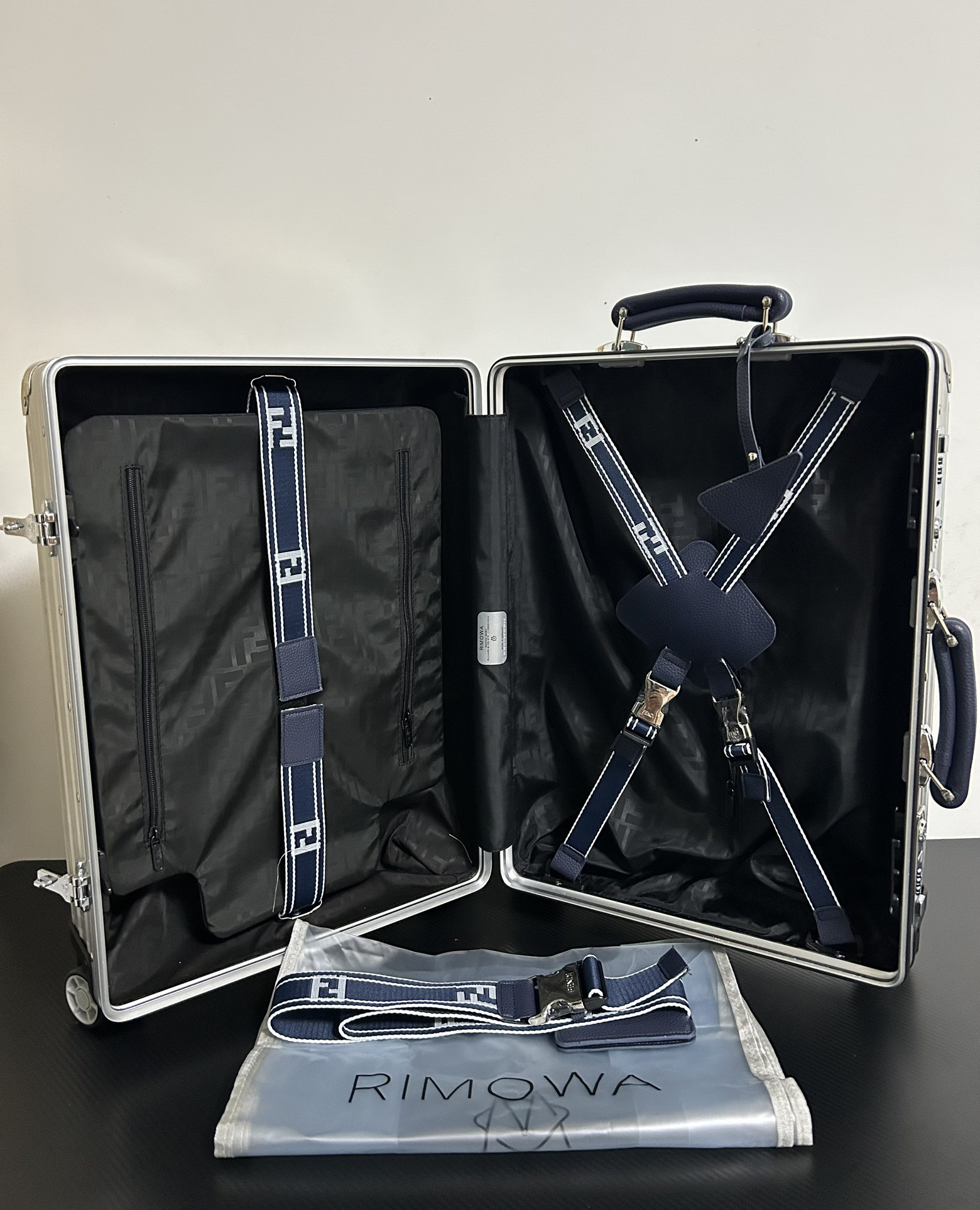 Fendi luggage-11