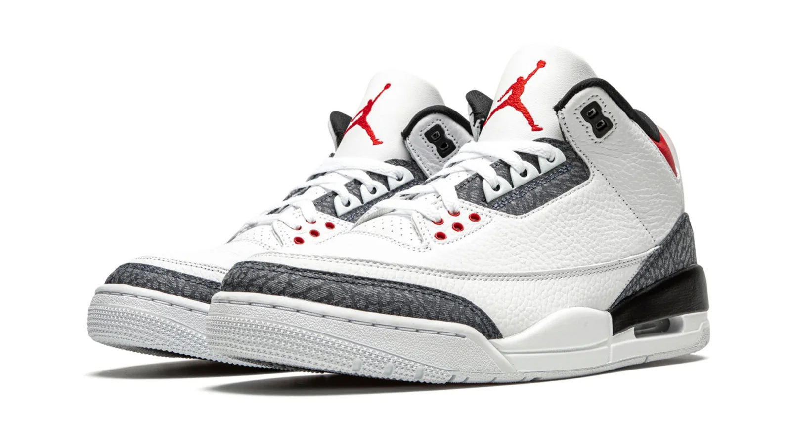 Air Jordan 3 Retro SE DNM 