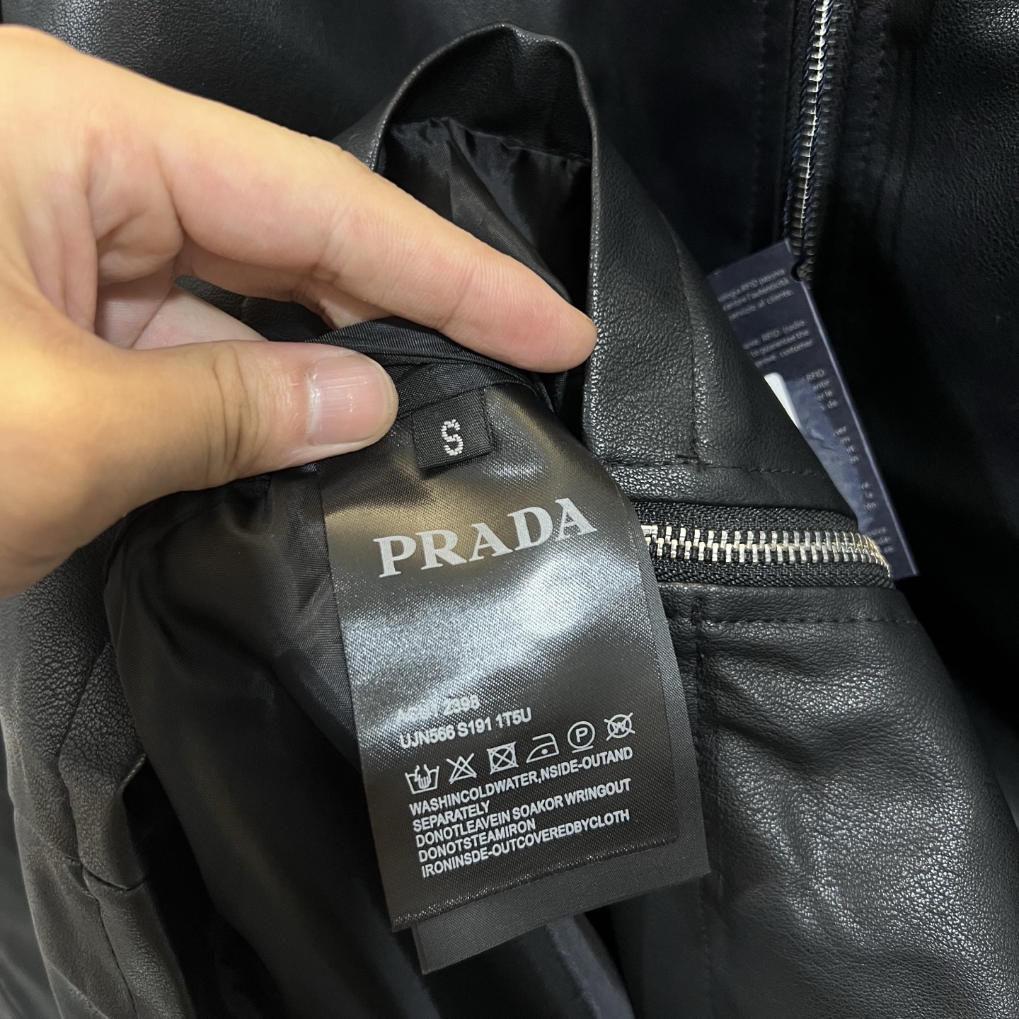 Prada Clothing-339