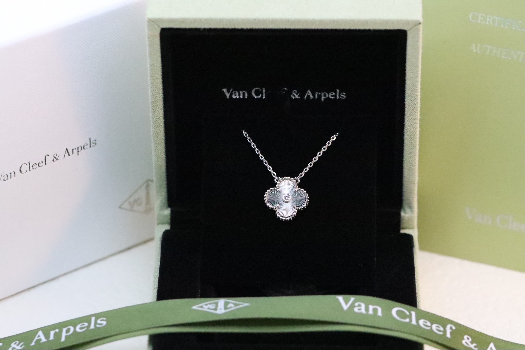 Van Cleef & Arpels necklace-18