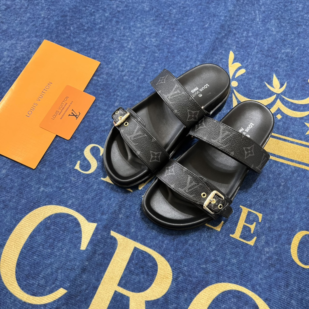 LV Summer footwear