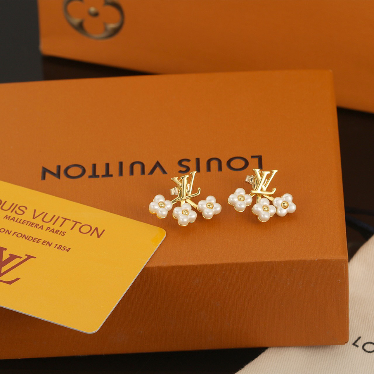 LV earrings-36