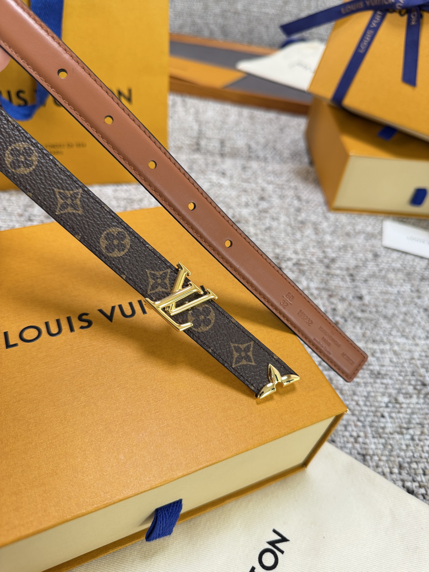 Lv belt-74
