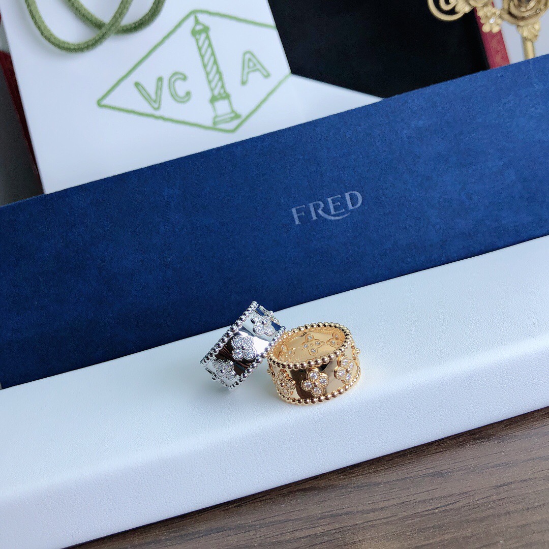 Van Cleef & Arpels ring-109