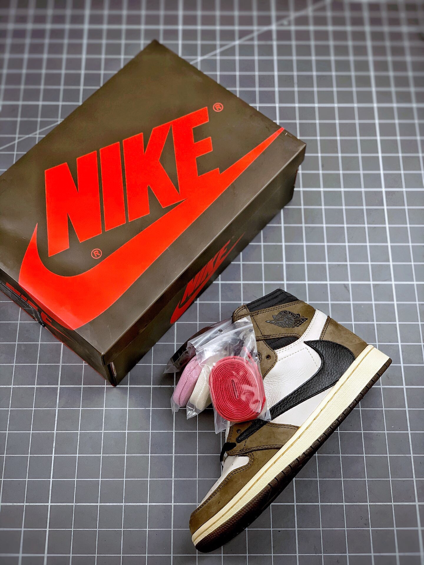 Nike Sneakers-322
