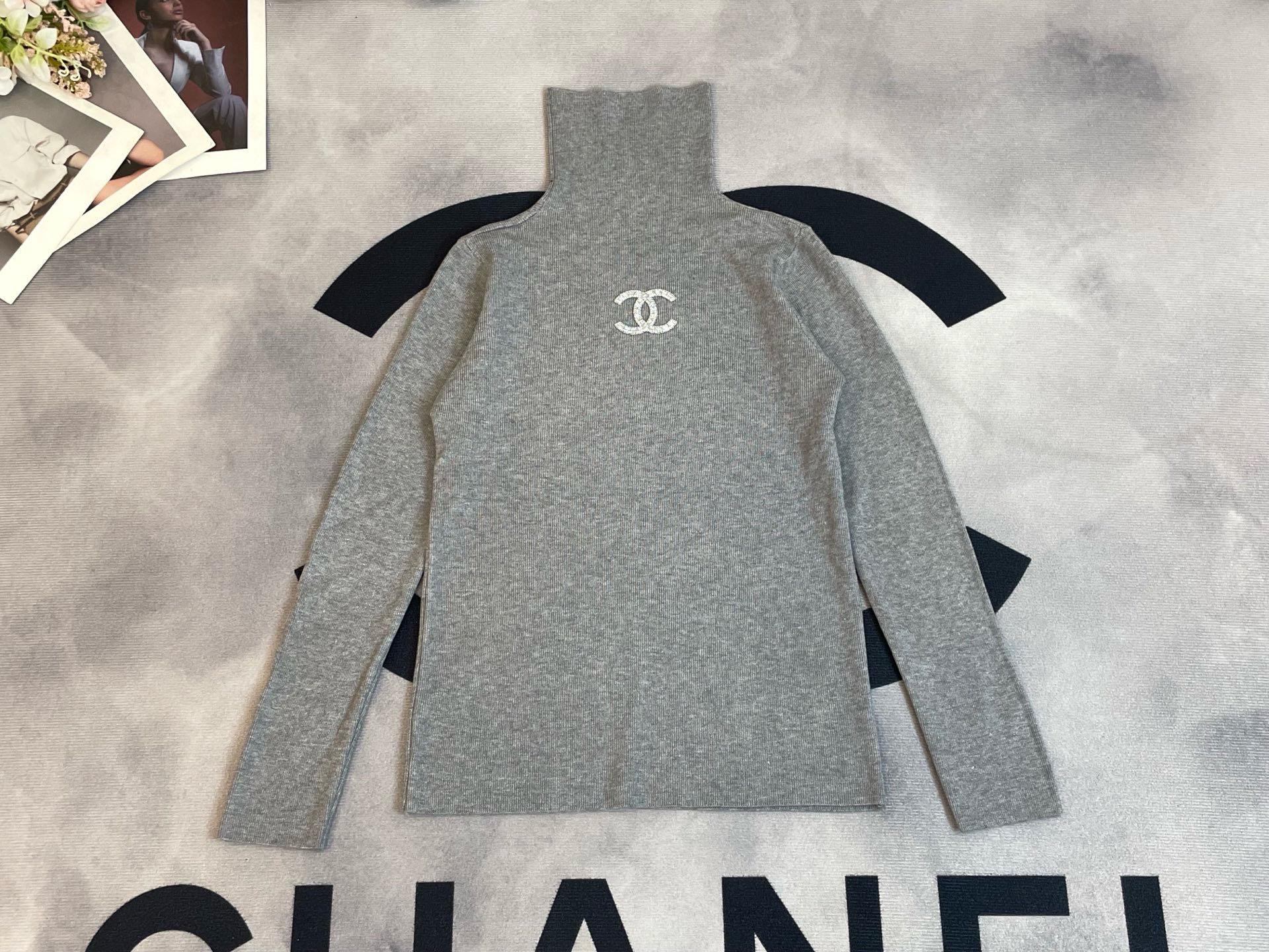 Chanel clothing-123