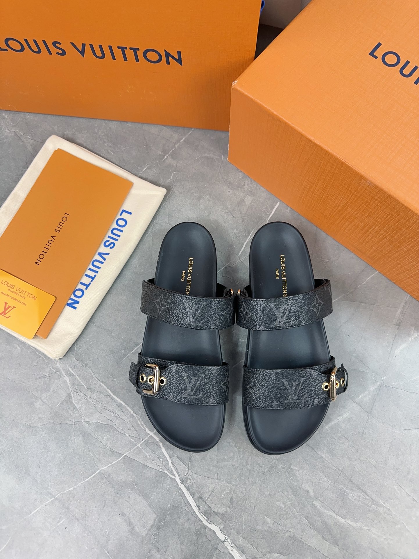 LV Summer footwear