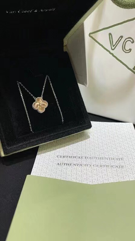 Van Cleef & Arpels necklace-64