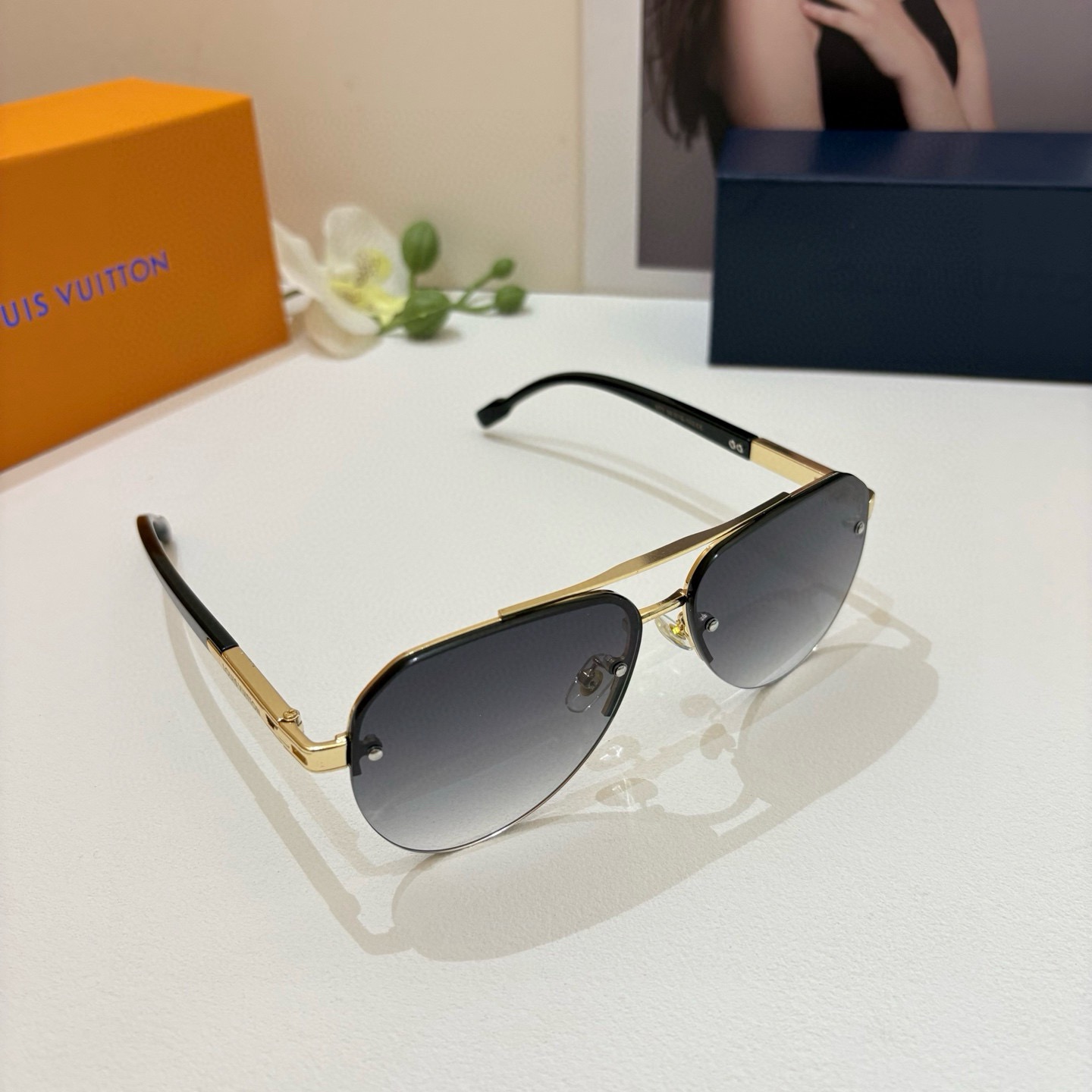 LV glasses-56