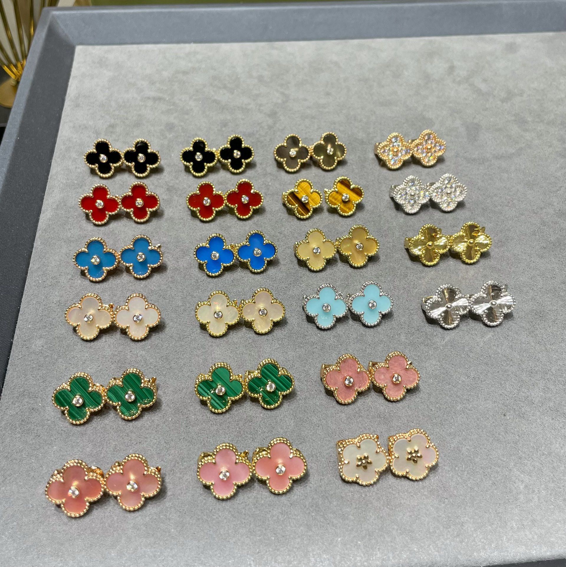 Van Cleef & Arpels earring-49