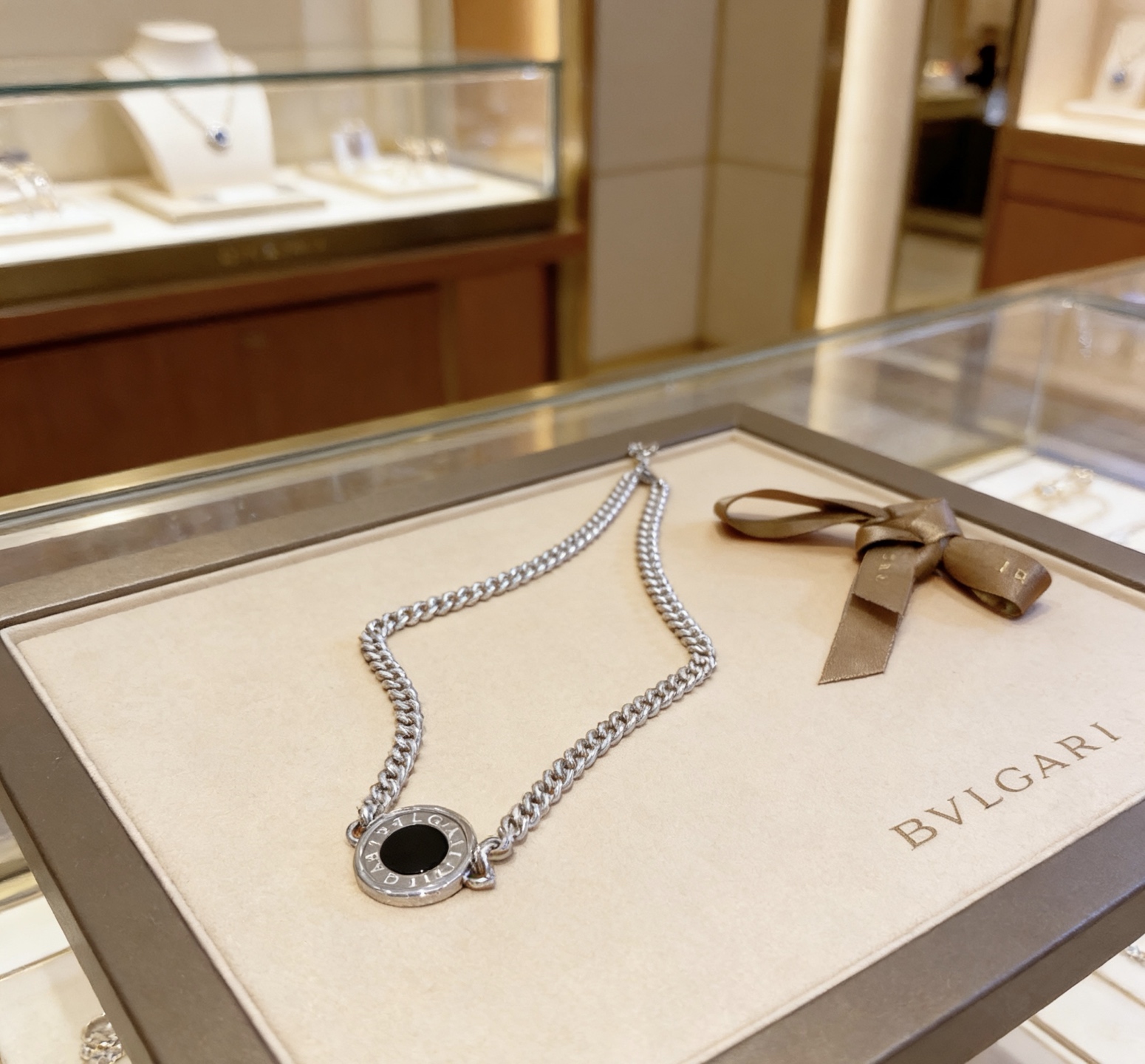 Bottega Veneta necklace-11
