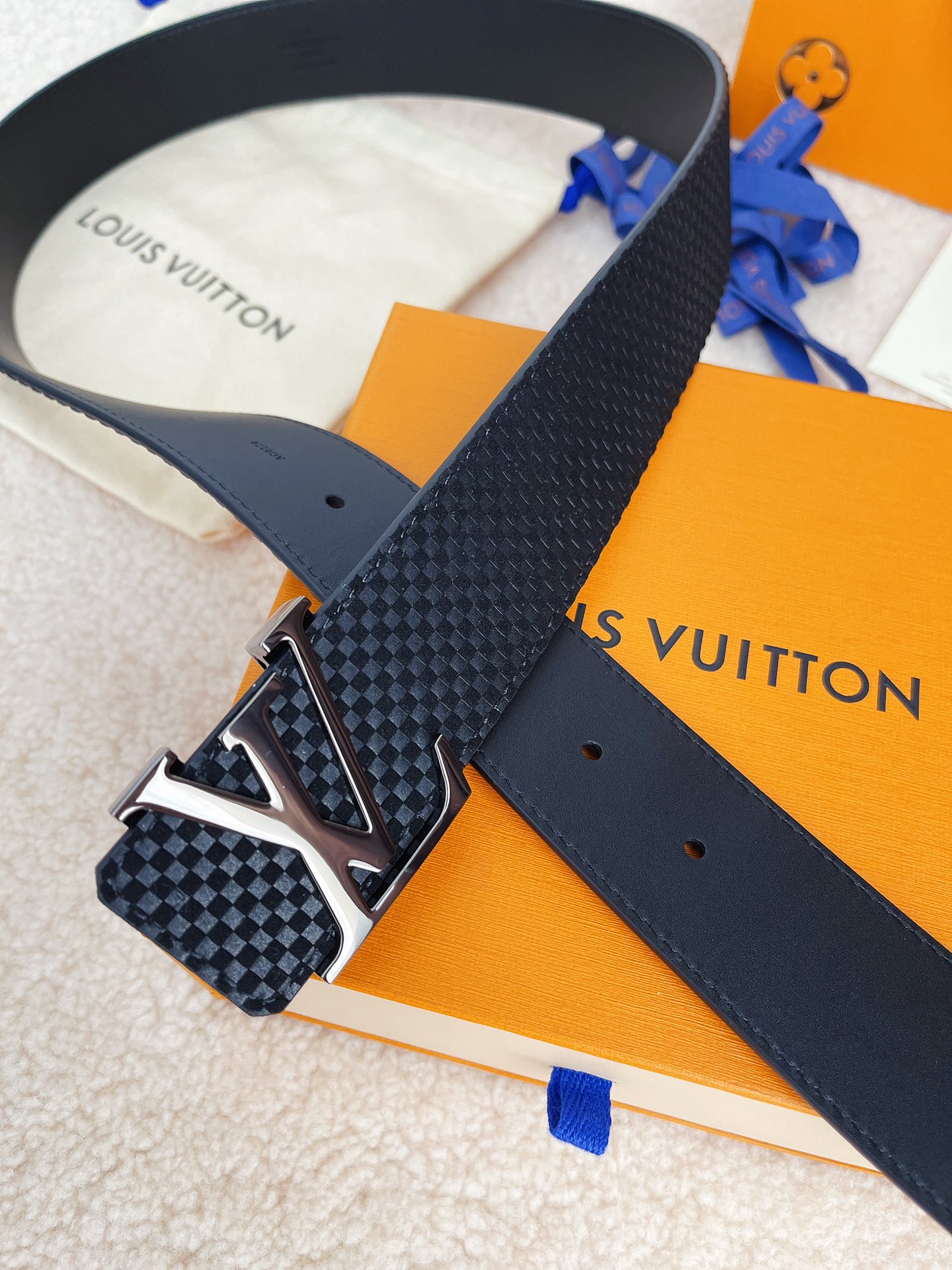 Lv belt-111