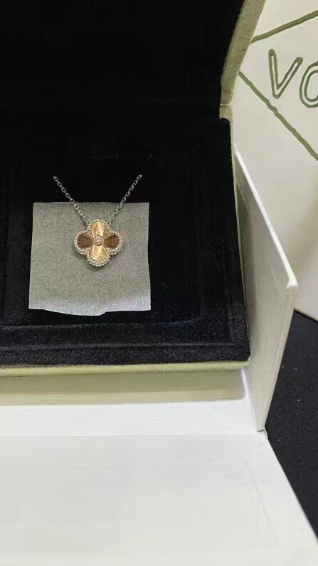 Van Cleef & Arpels necklace-64