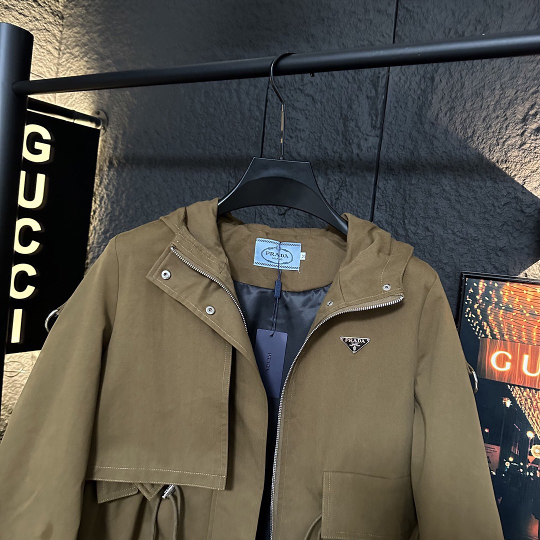 Prada Clothing-259