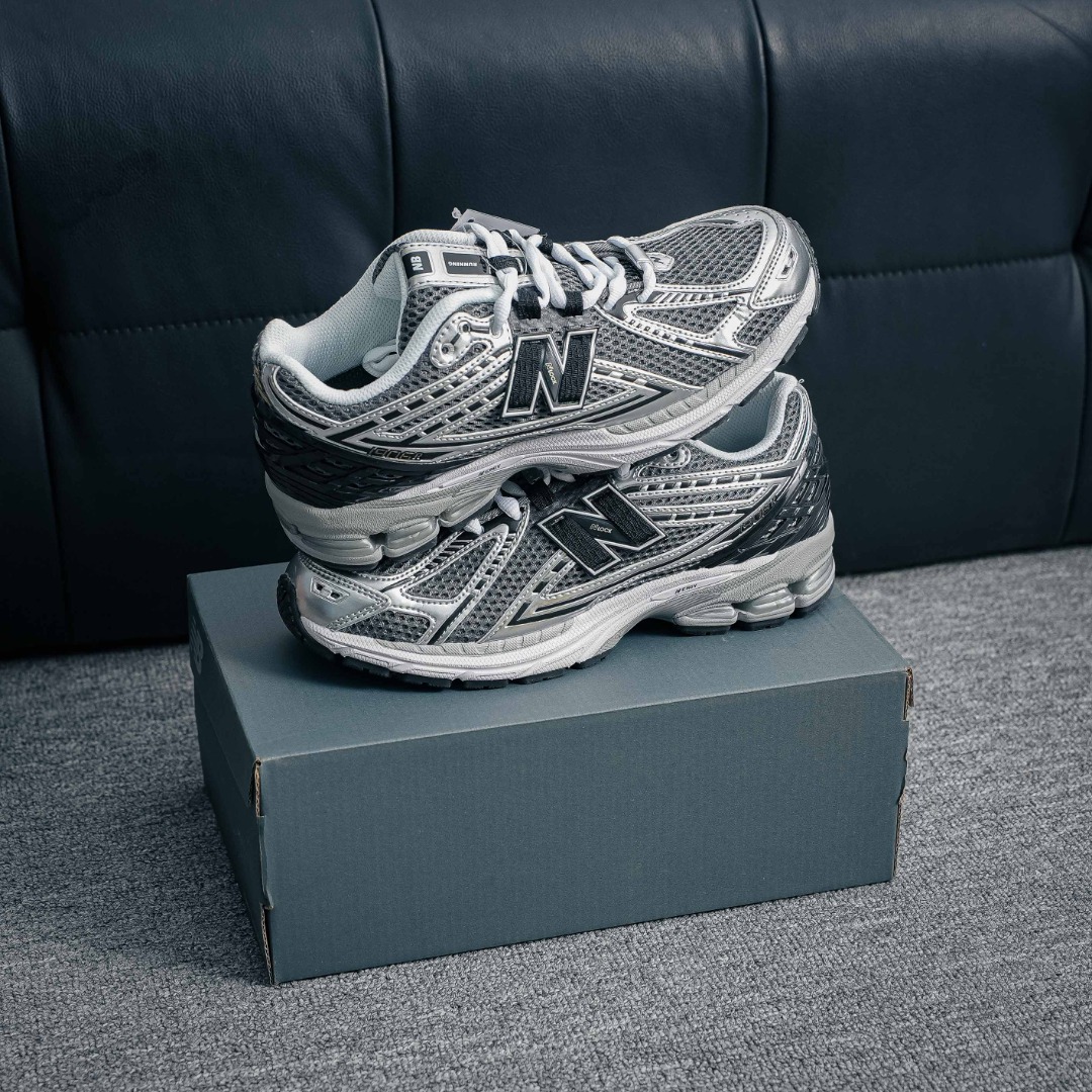 New Balance Sneakers-350