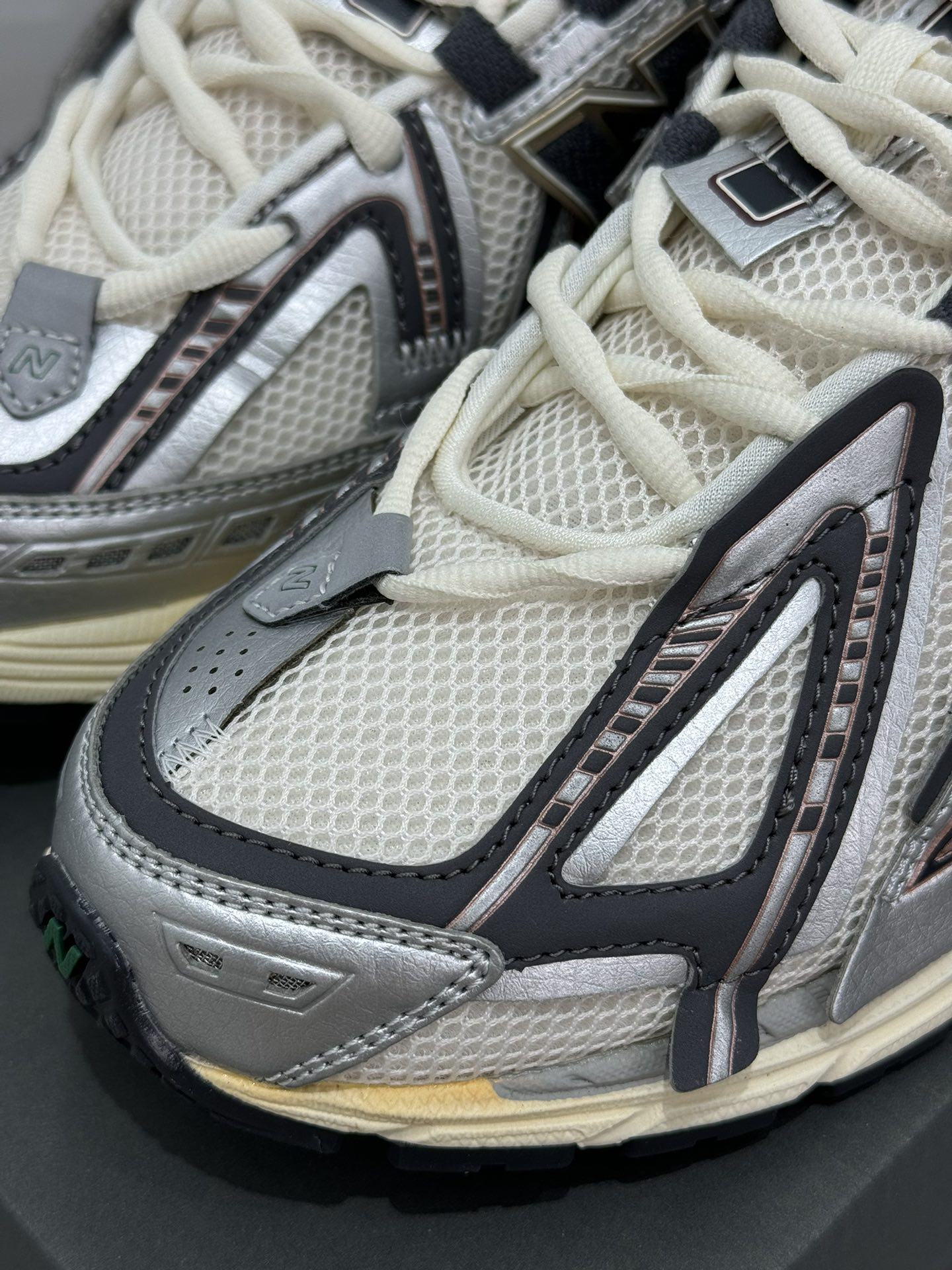 New Balance Sneakers-150