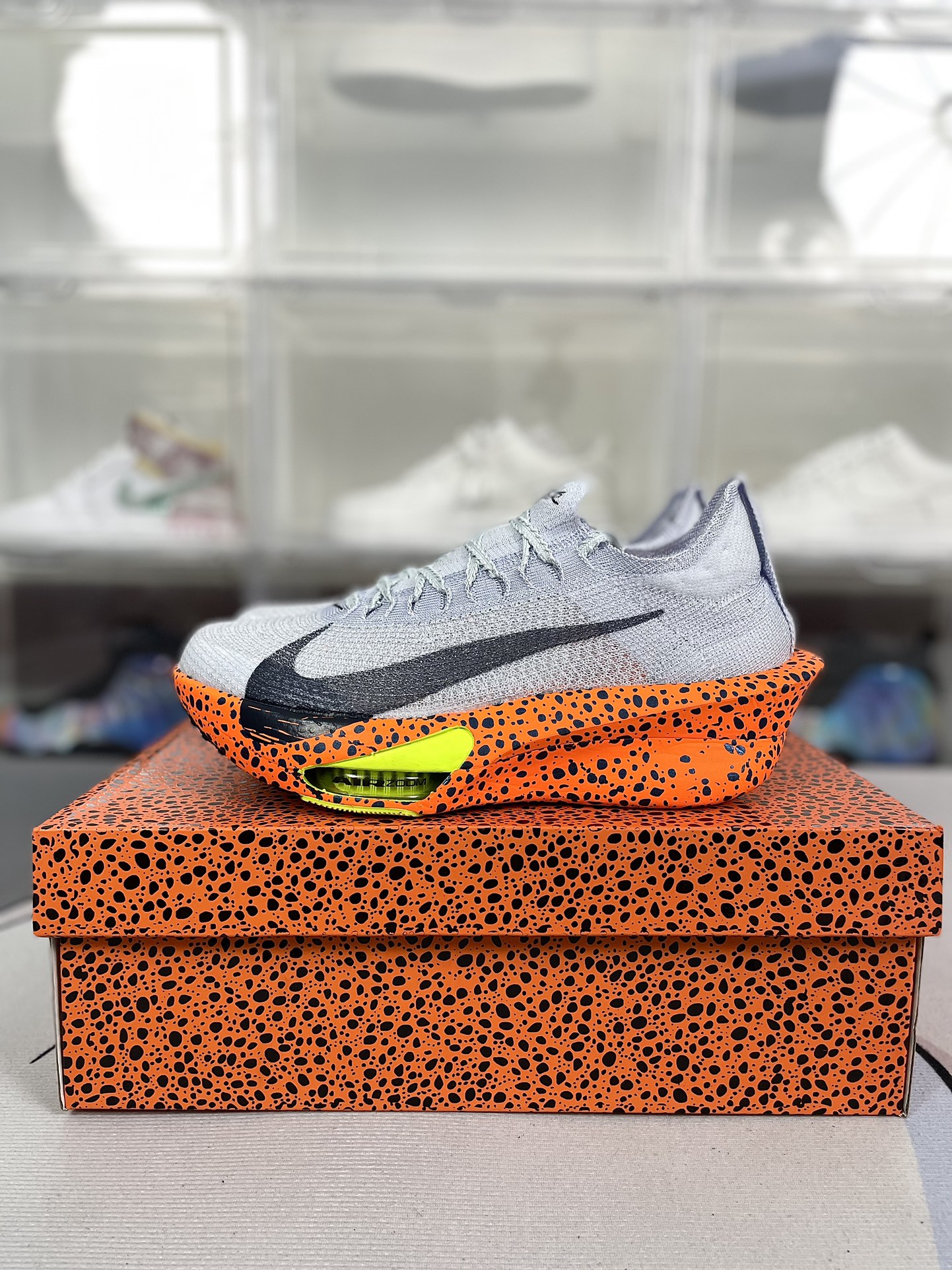 Nike Sneakers-318