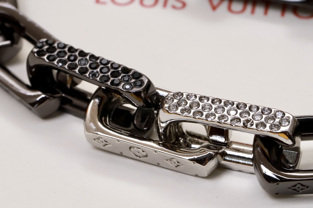 LV Bracelet-64