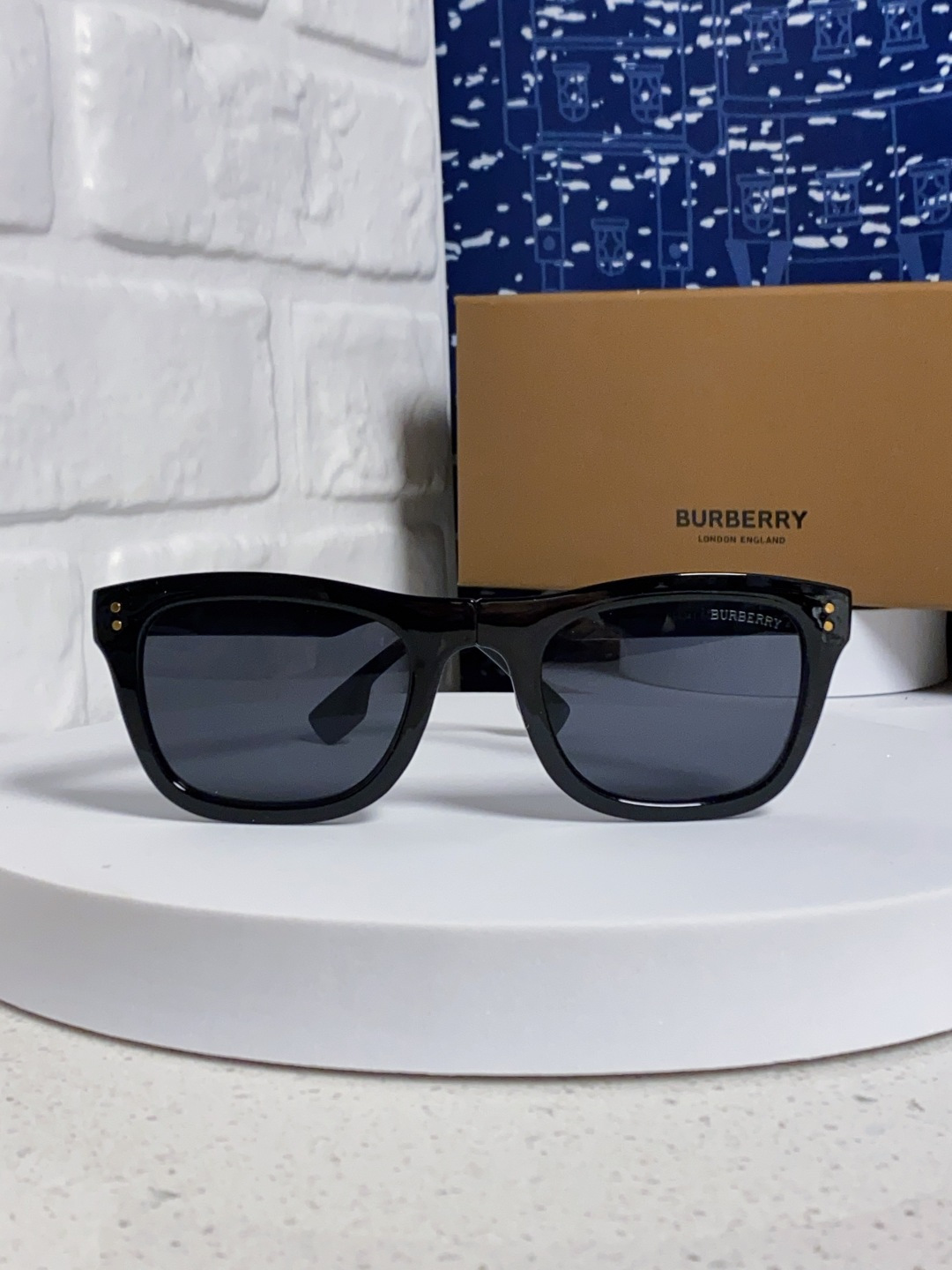 Burberry glasses-40
