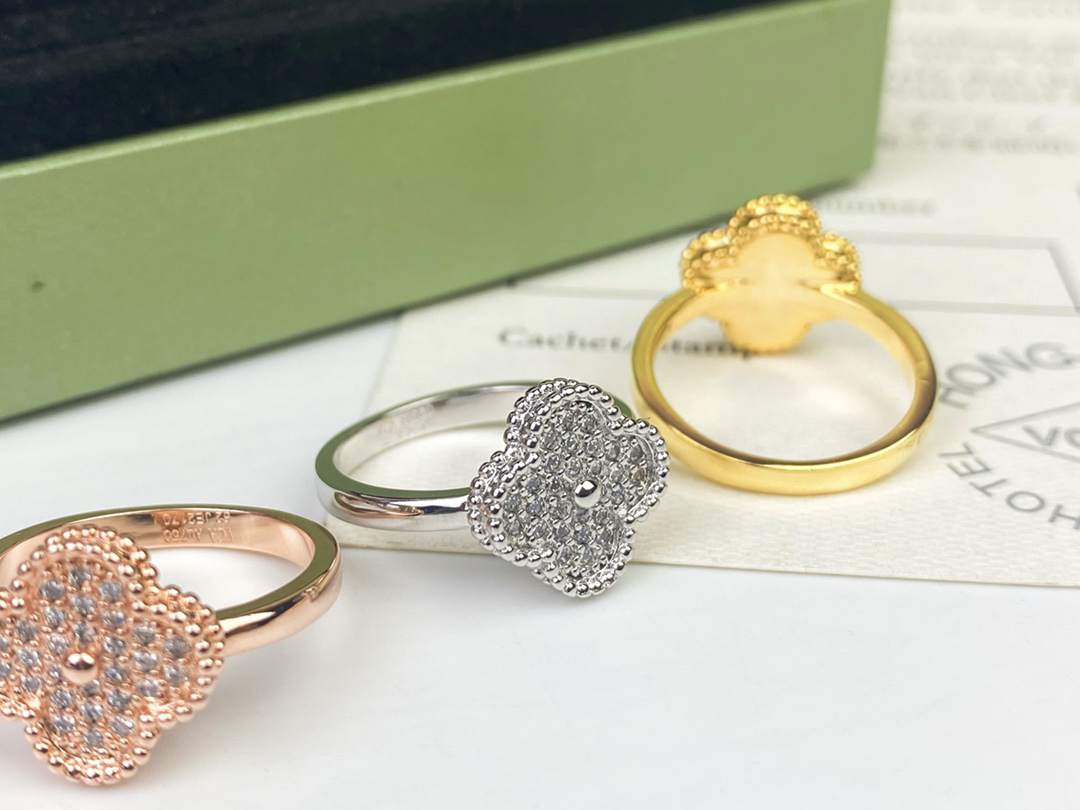 Van Cleef & Arpels ring-18