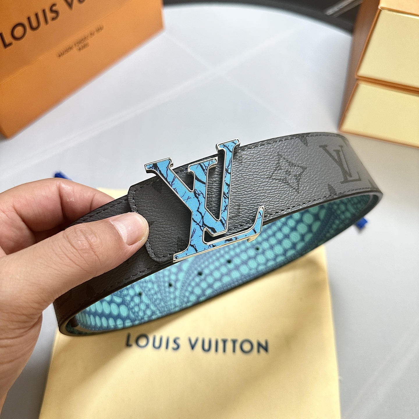 Lv belt-105