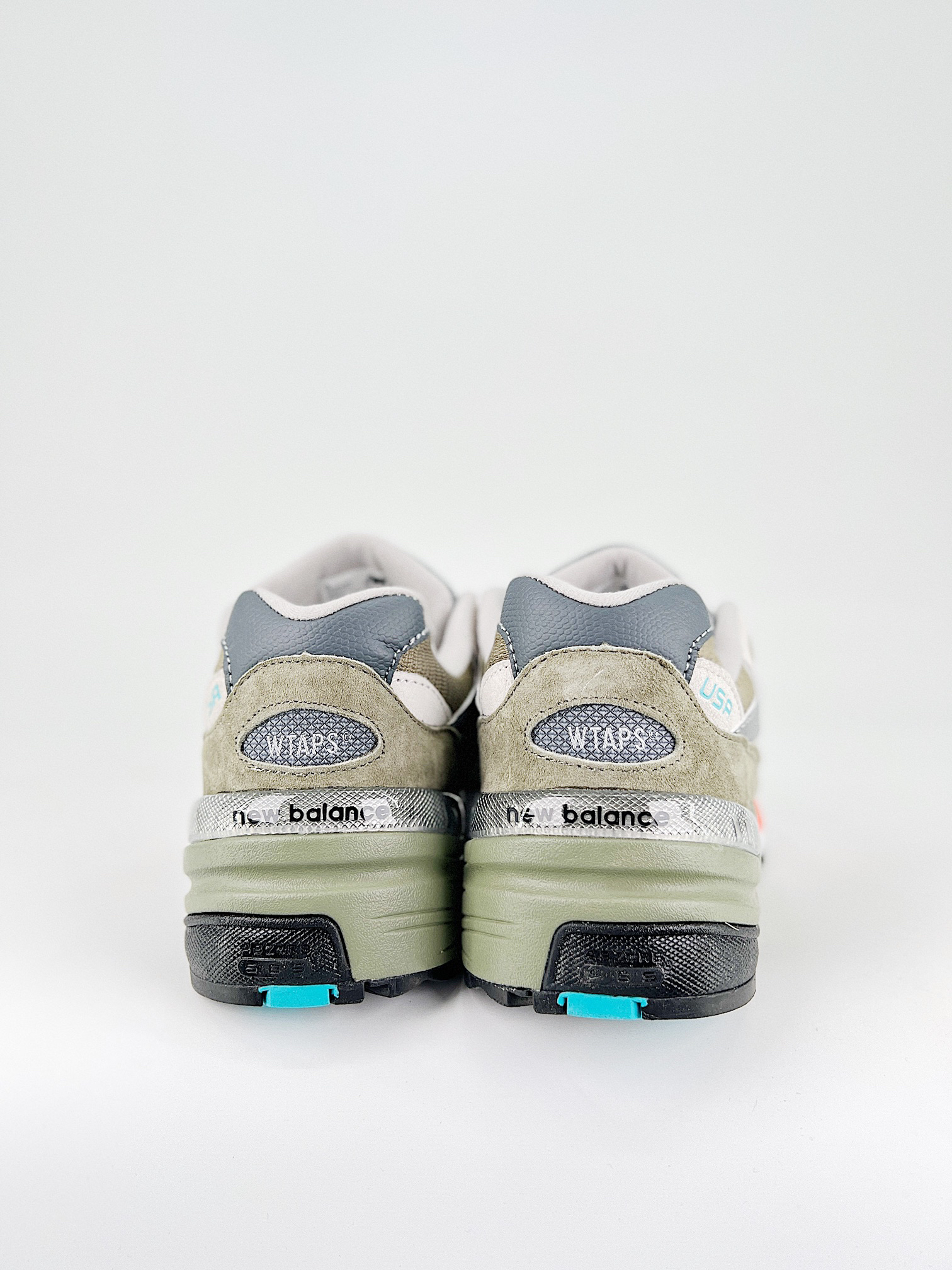 New Balance Sneakers-31