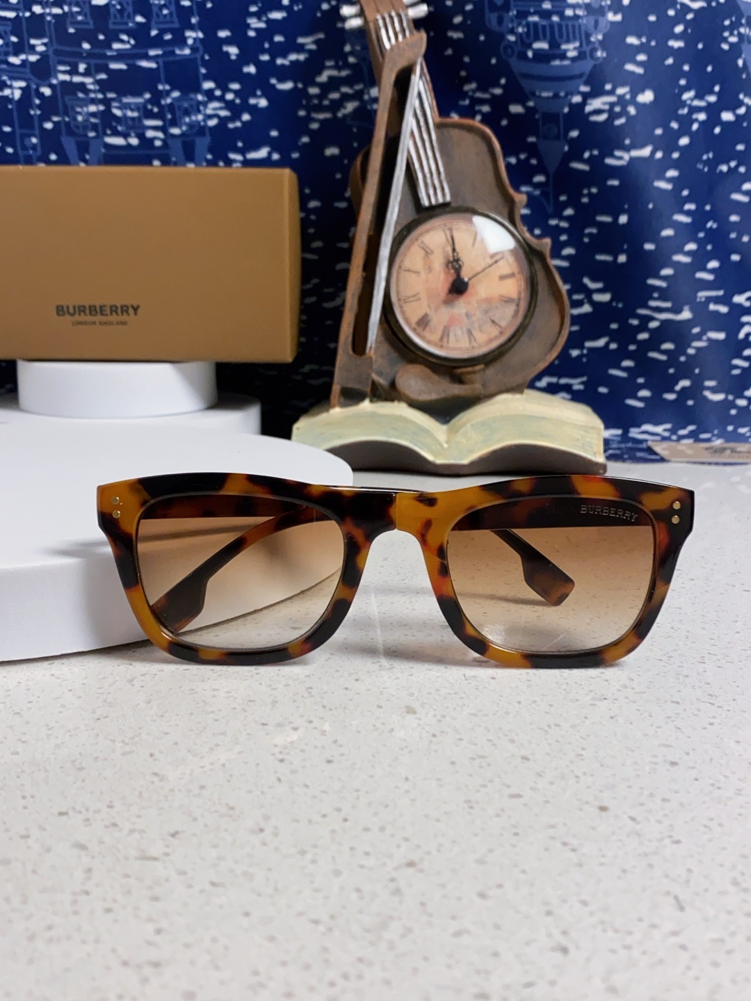 Burberry glasses-39