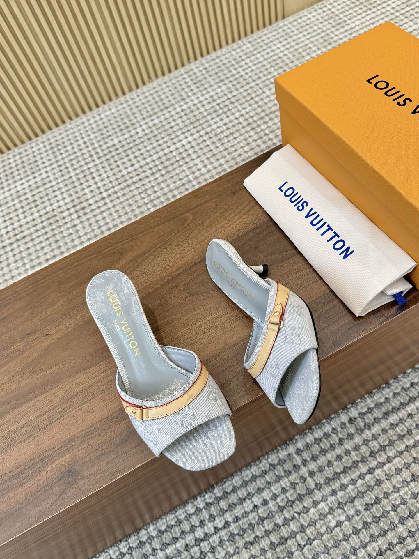 LV Summer footwear