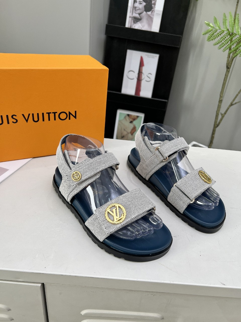 LV Summer footwear