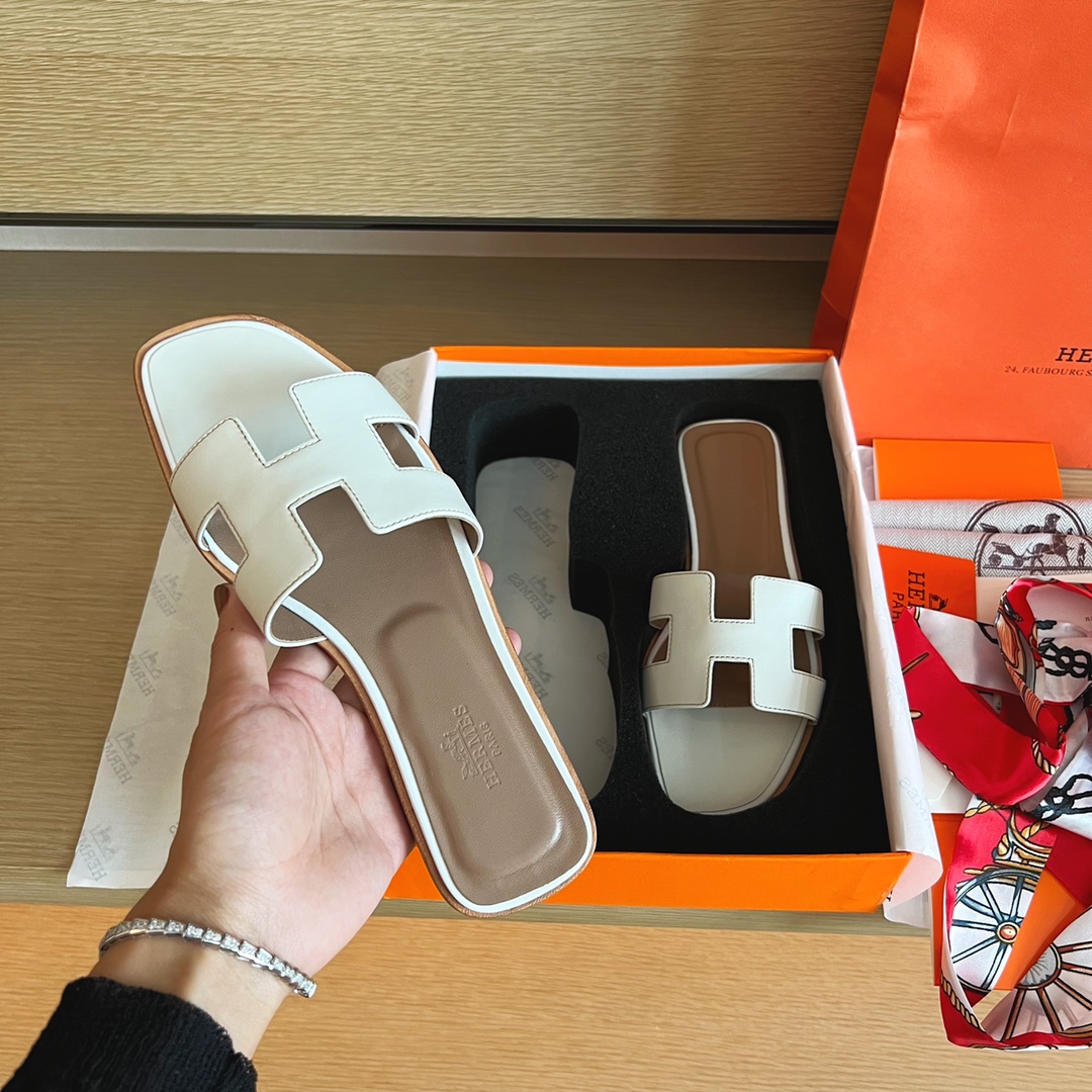 Hermes Summer footwear